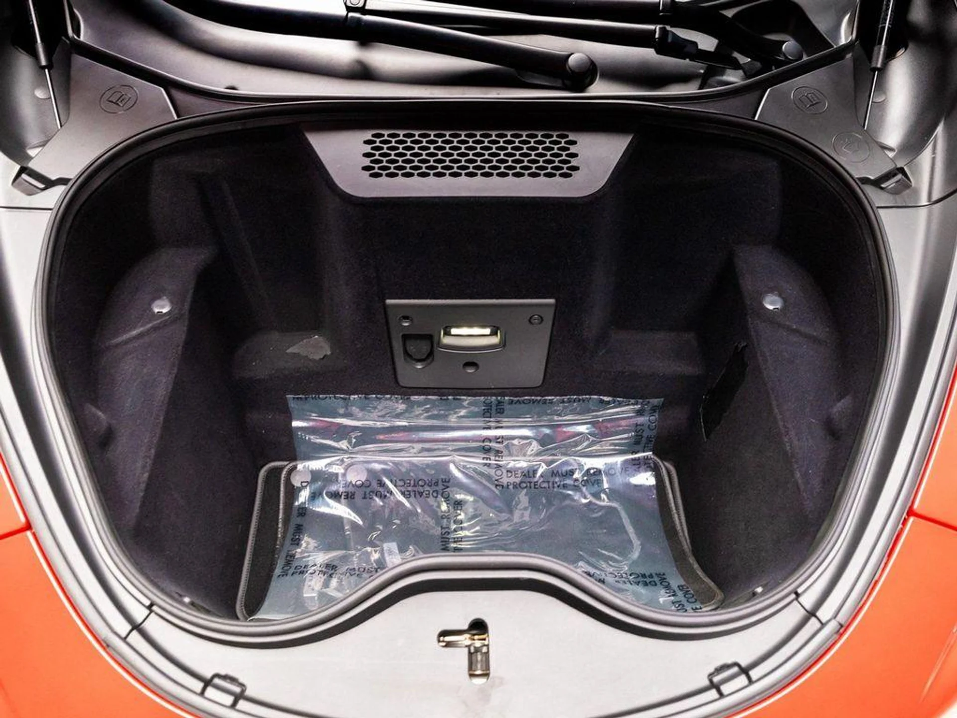 mph038_433229186_Pvha1s4nh_U6_U2_HZ_Ju2_Omul_Nftu0_f9194bfe7b