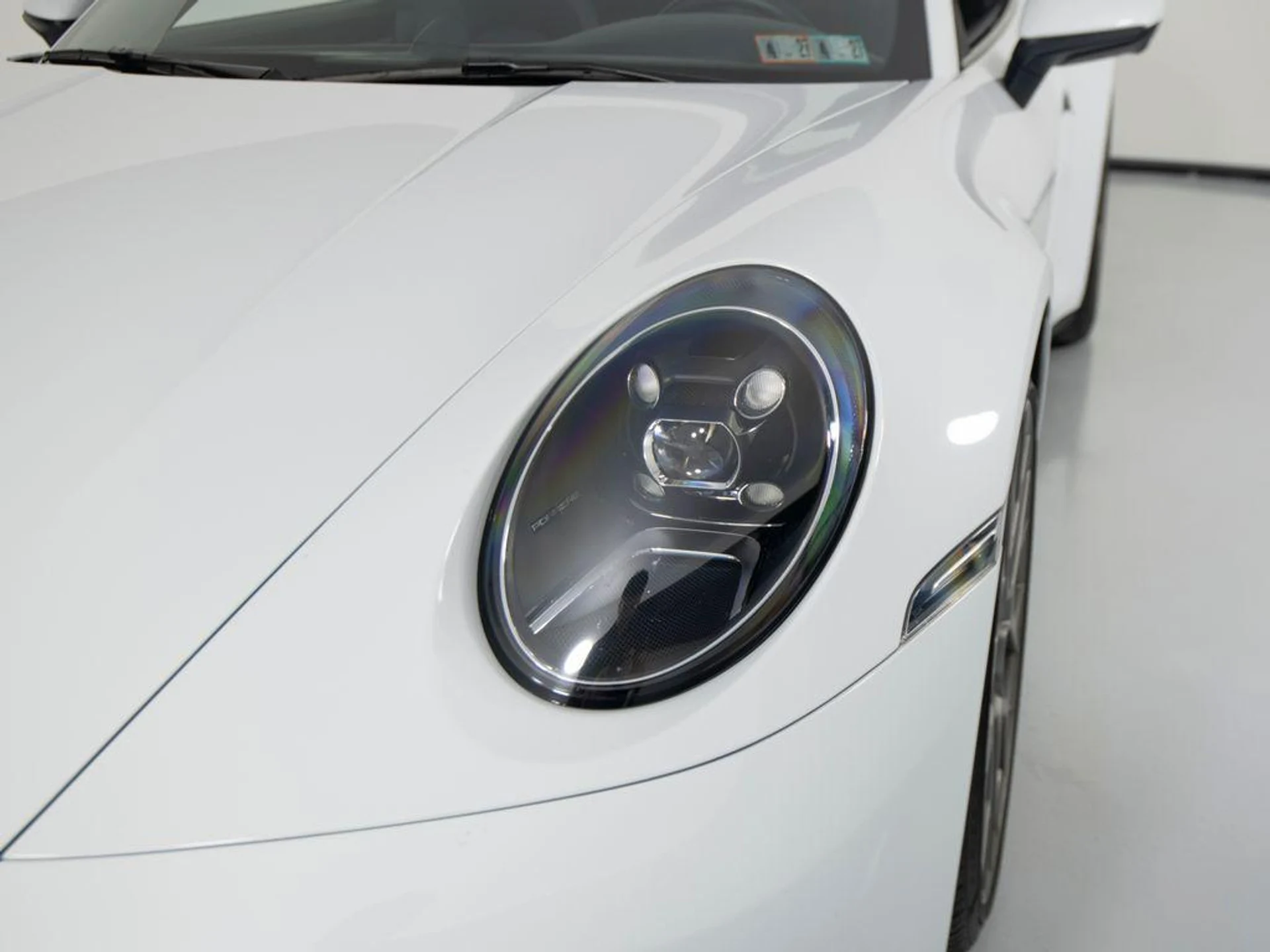 mph038_442937846_74g_Ipjqb_Eh_MB_Rl_H_Lke_Tkpy_WI_Trg_f9b55dcbee