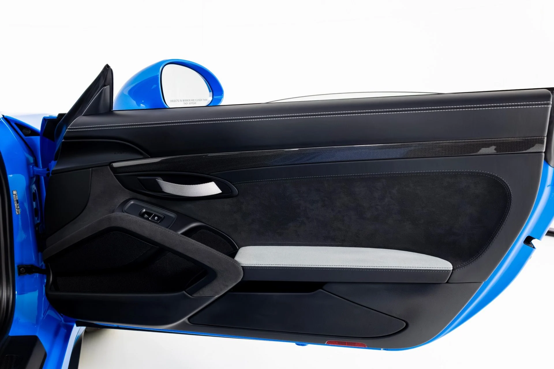 mph038_444534900_Used_2016_Porsche_911_GT_3_RS_1769037884_3fc31d17d0