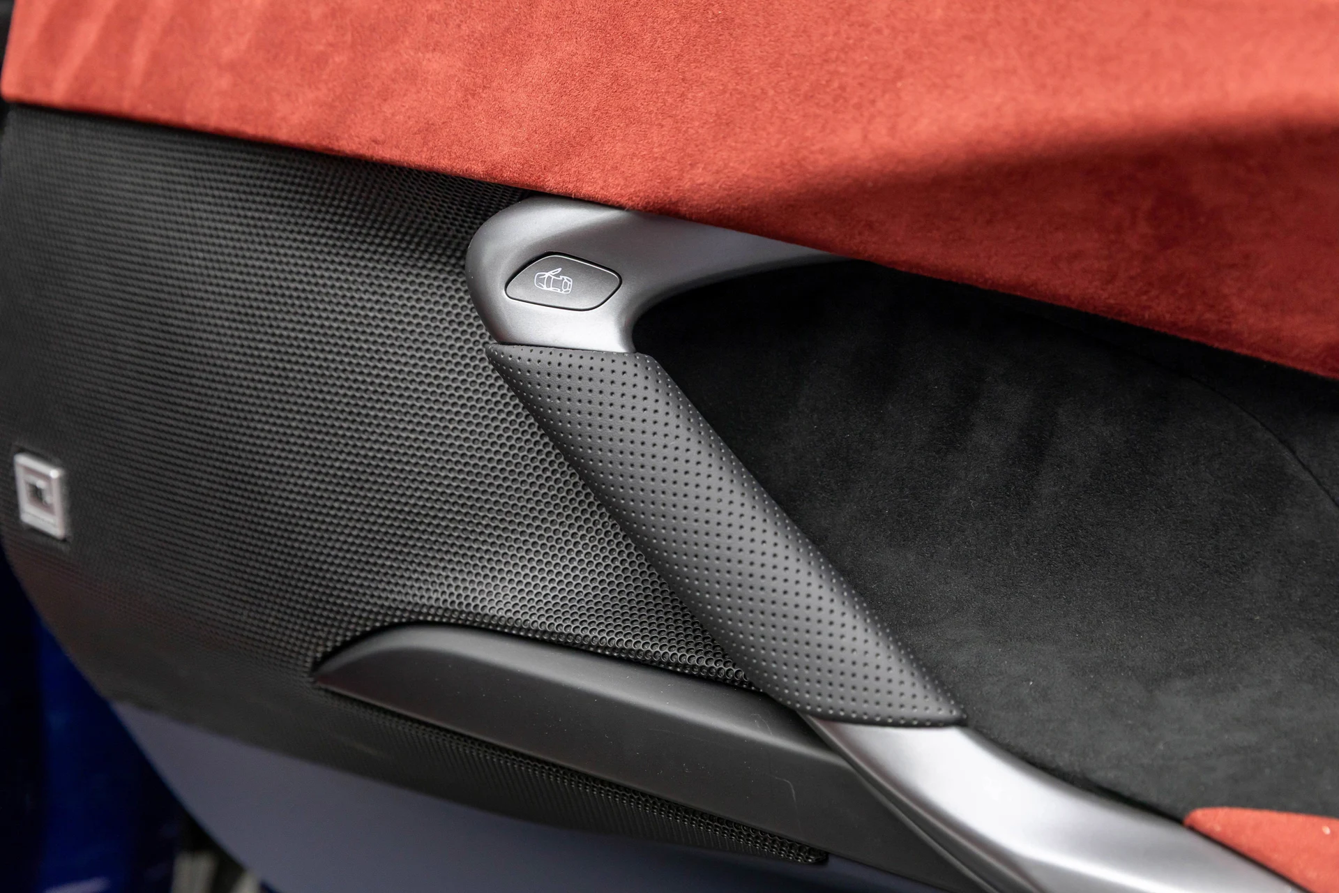 mph038_447358617_38cc3b9b75be4c0985b19870fa251805_8de301468a