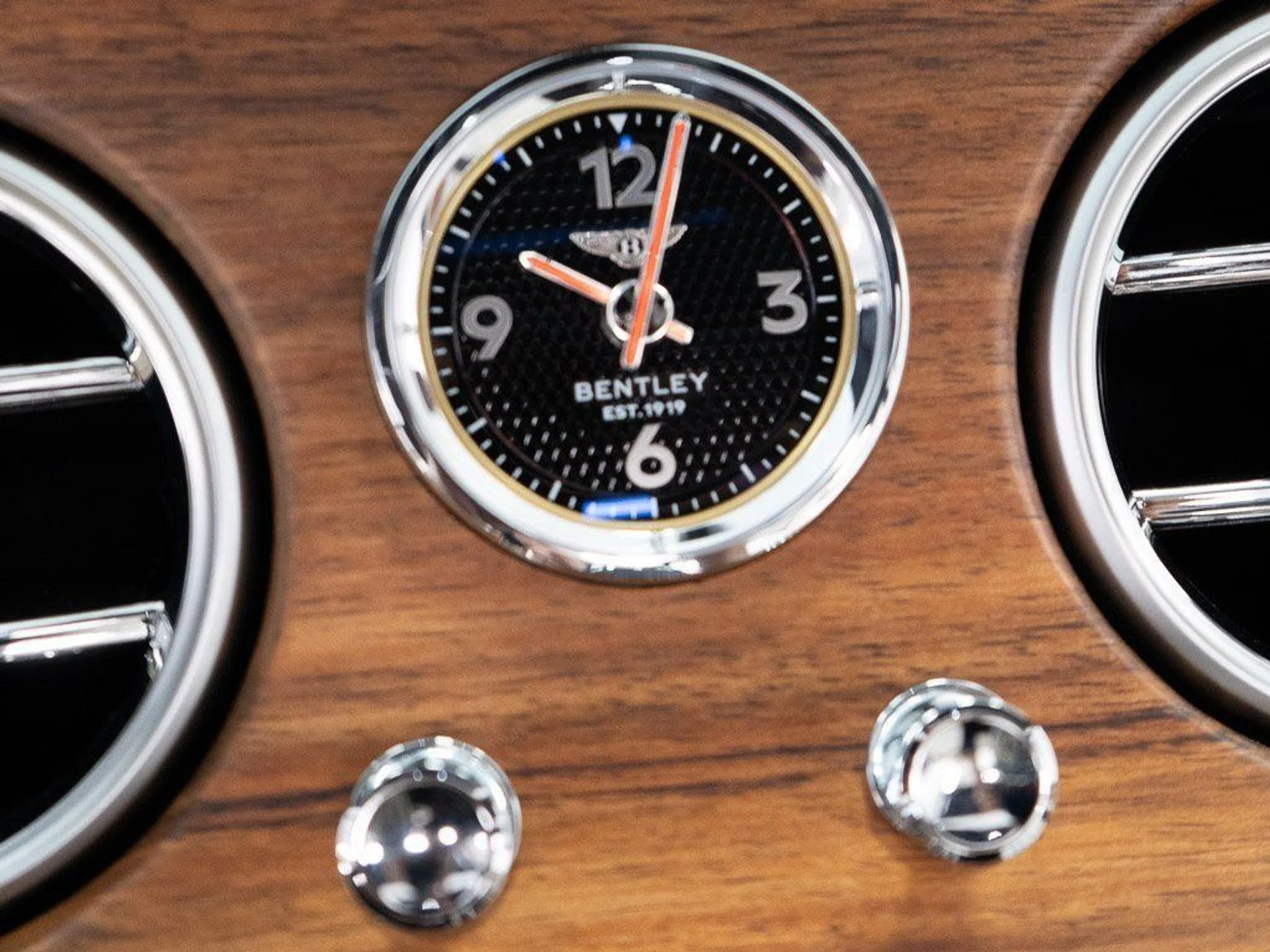 mph038_454597144_cdc85c9b67dcd395be52d3cd787861a2_39a1dc98d1