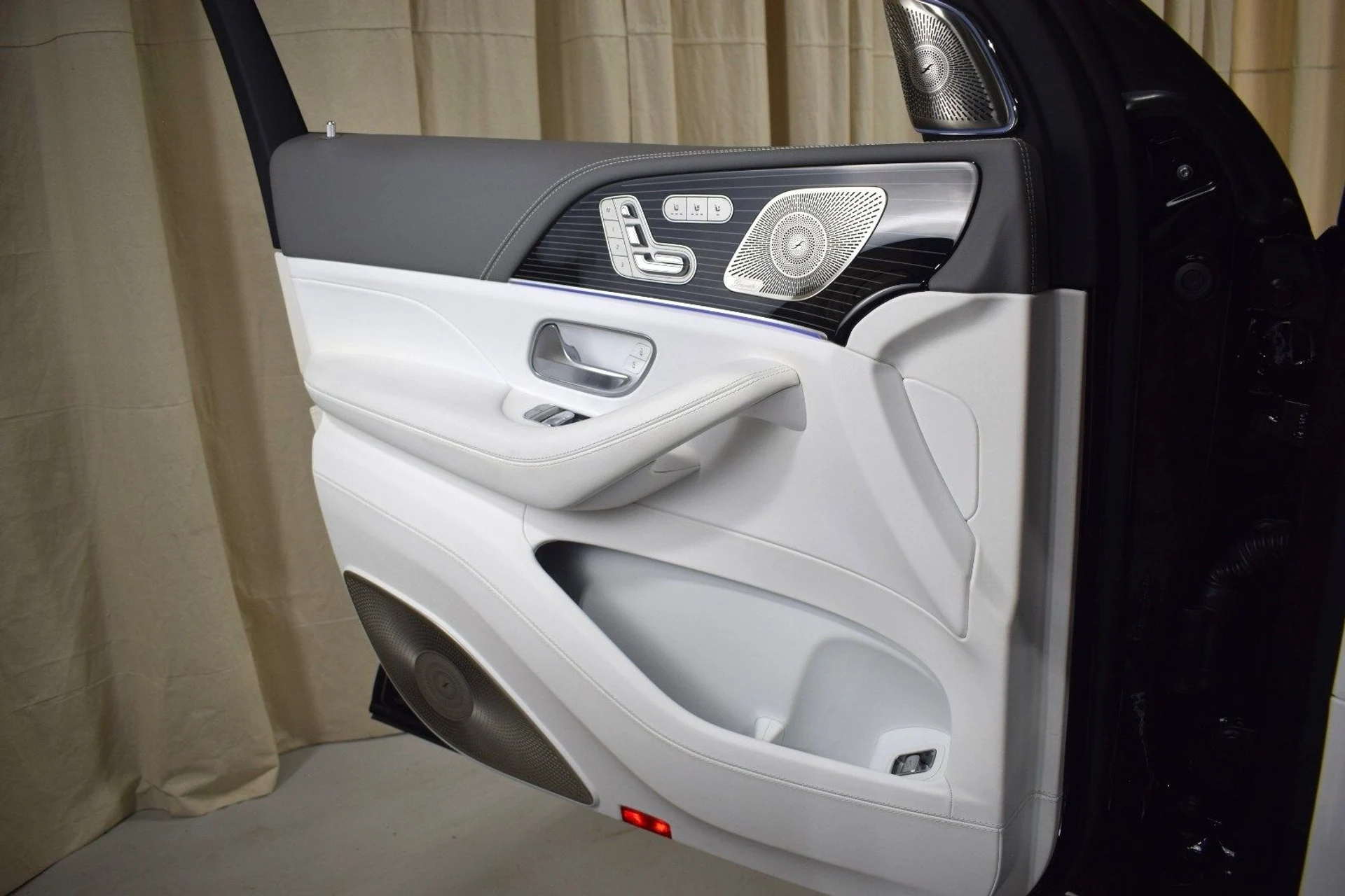 mph038_458186430_9187cefff0582dae361b8dc71399174cx_01a6dd3ae1