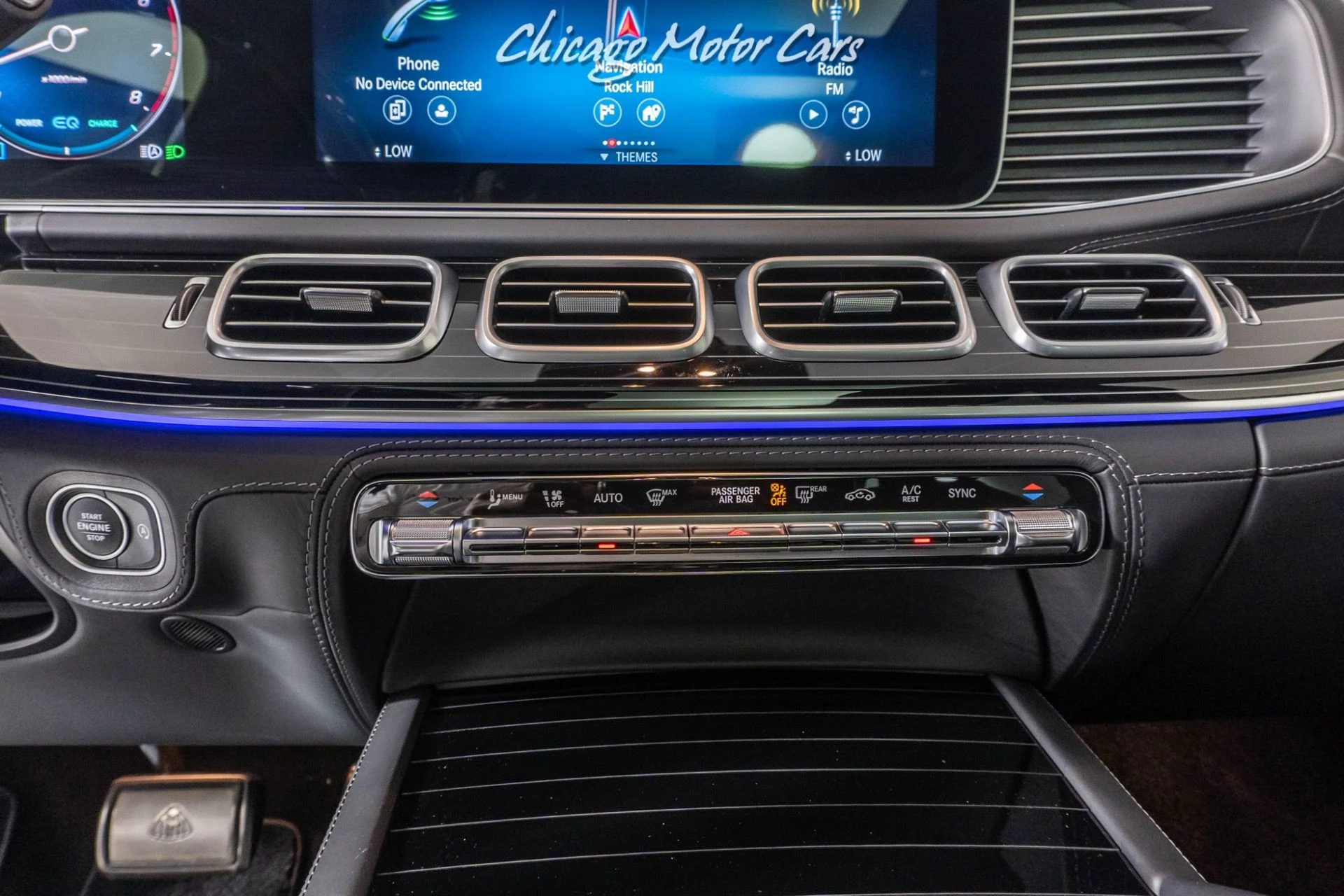 mph038_474698933_10022_p39_l_0f1b6bb071