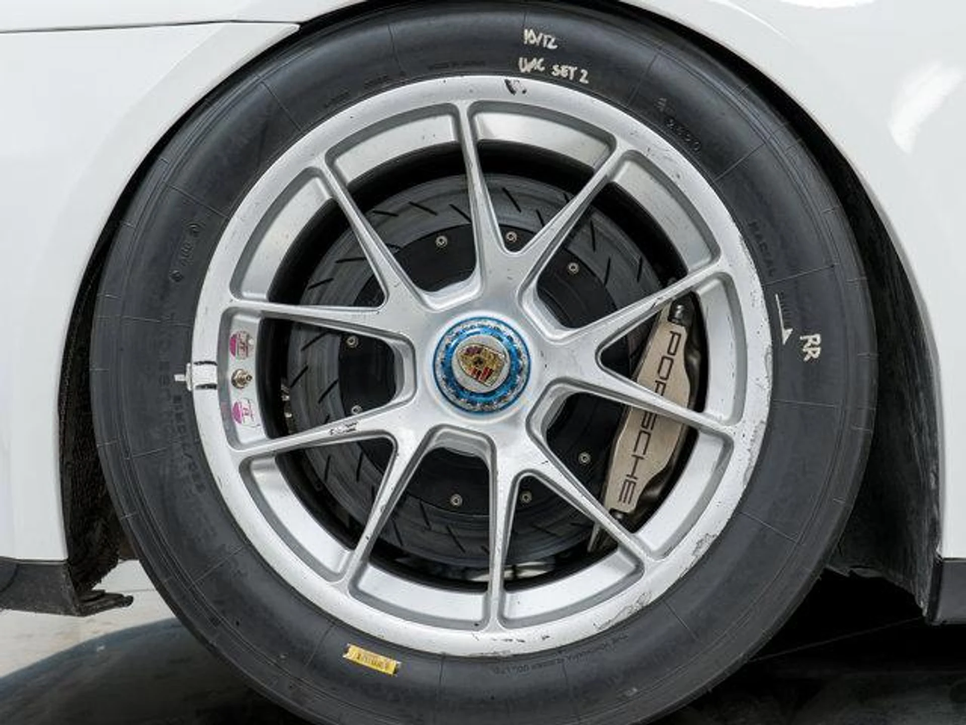 mph038_515713620_c_Fzoe33il_Xi_I_Ns_Bnz9m6jt_RB_Kl_A_2850bb4df8