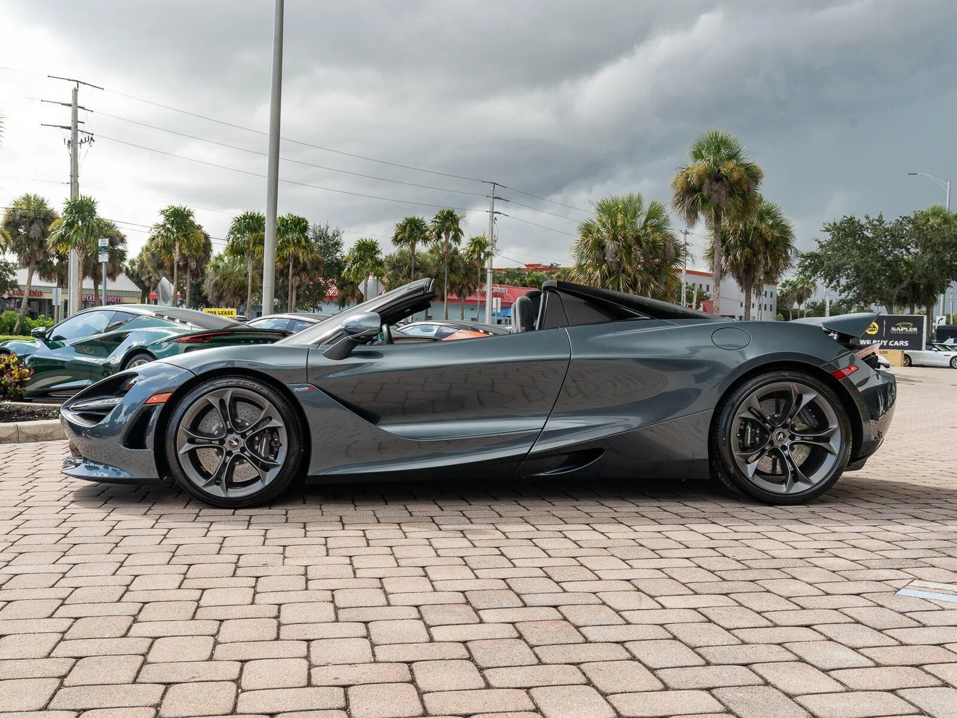 mph038_526871098_Used_2020_Mc_Laren_720_S_Spider_1787936644_021e5179a9