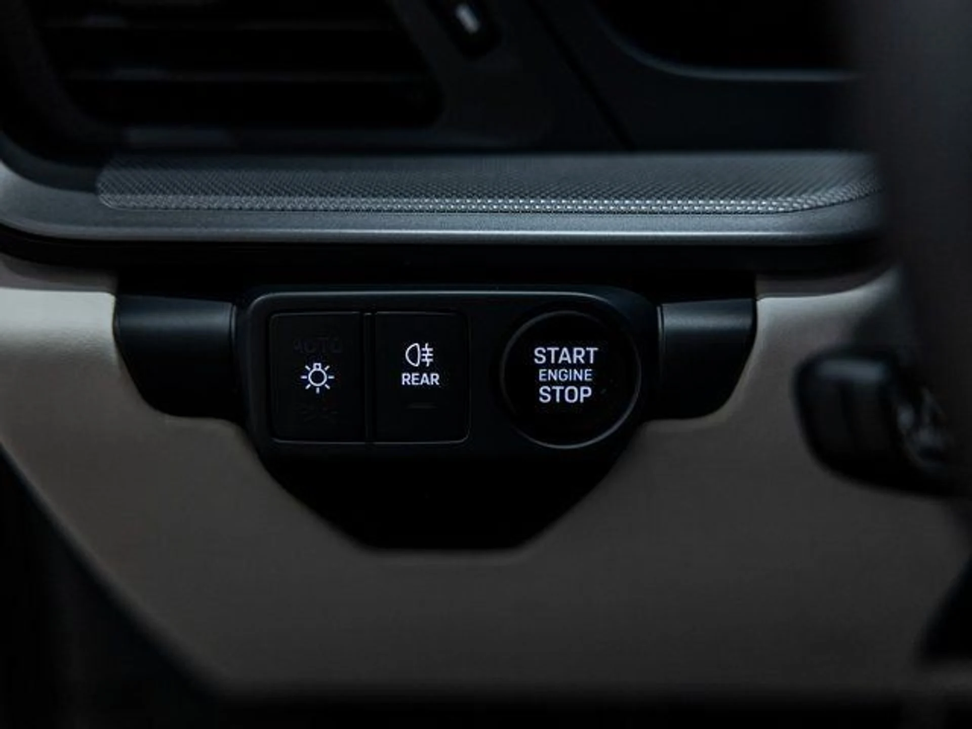 mph038_527094367_39_68b8aebfe2