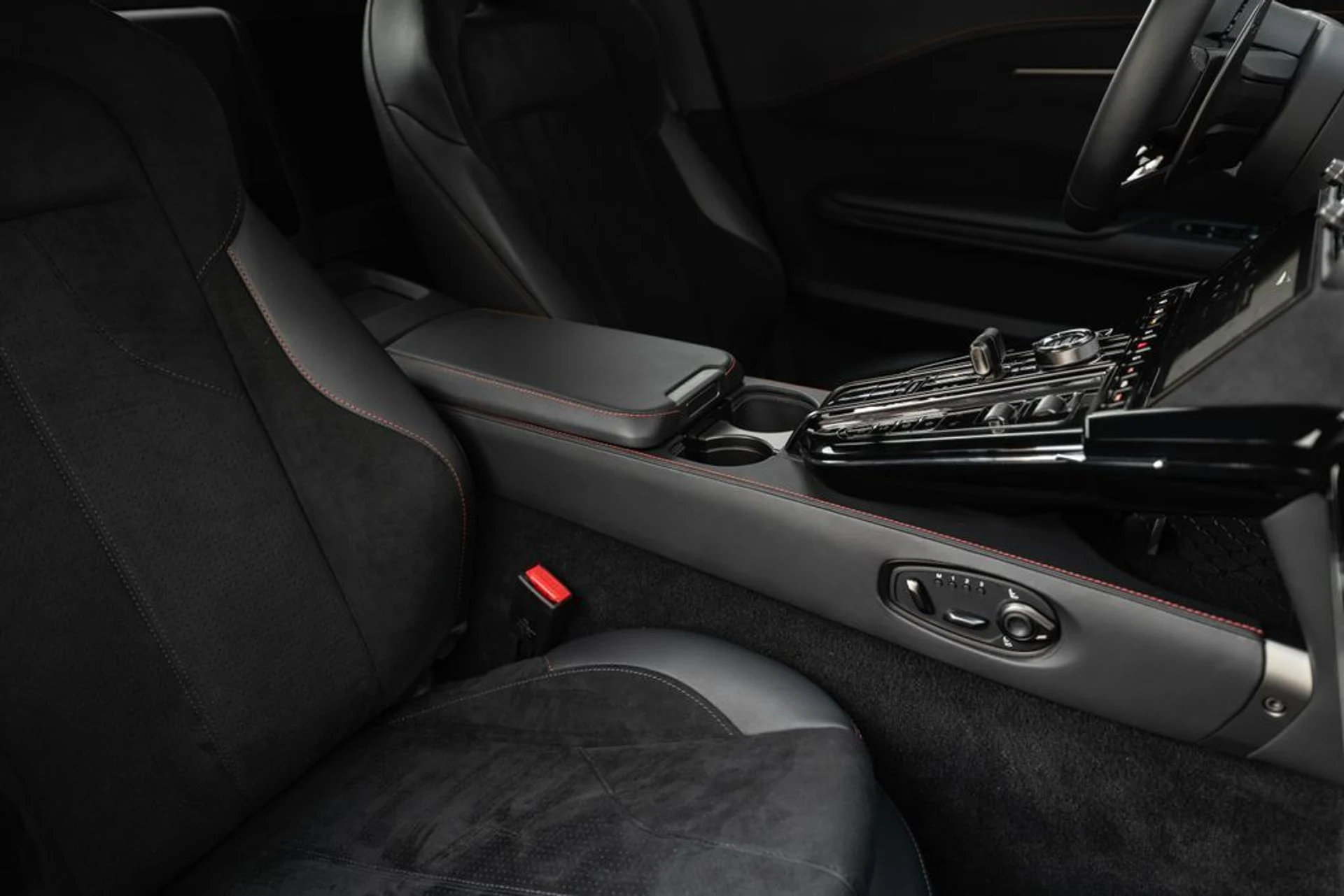 mph038_536567891_f9c6d272f795ca959b25a17bce0f284bx_8a21981c53