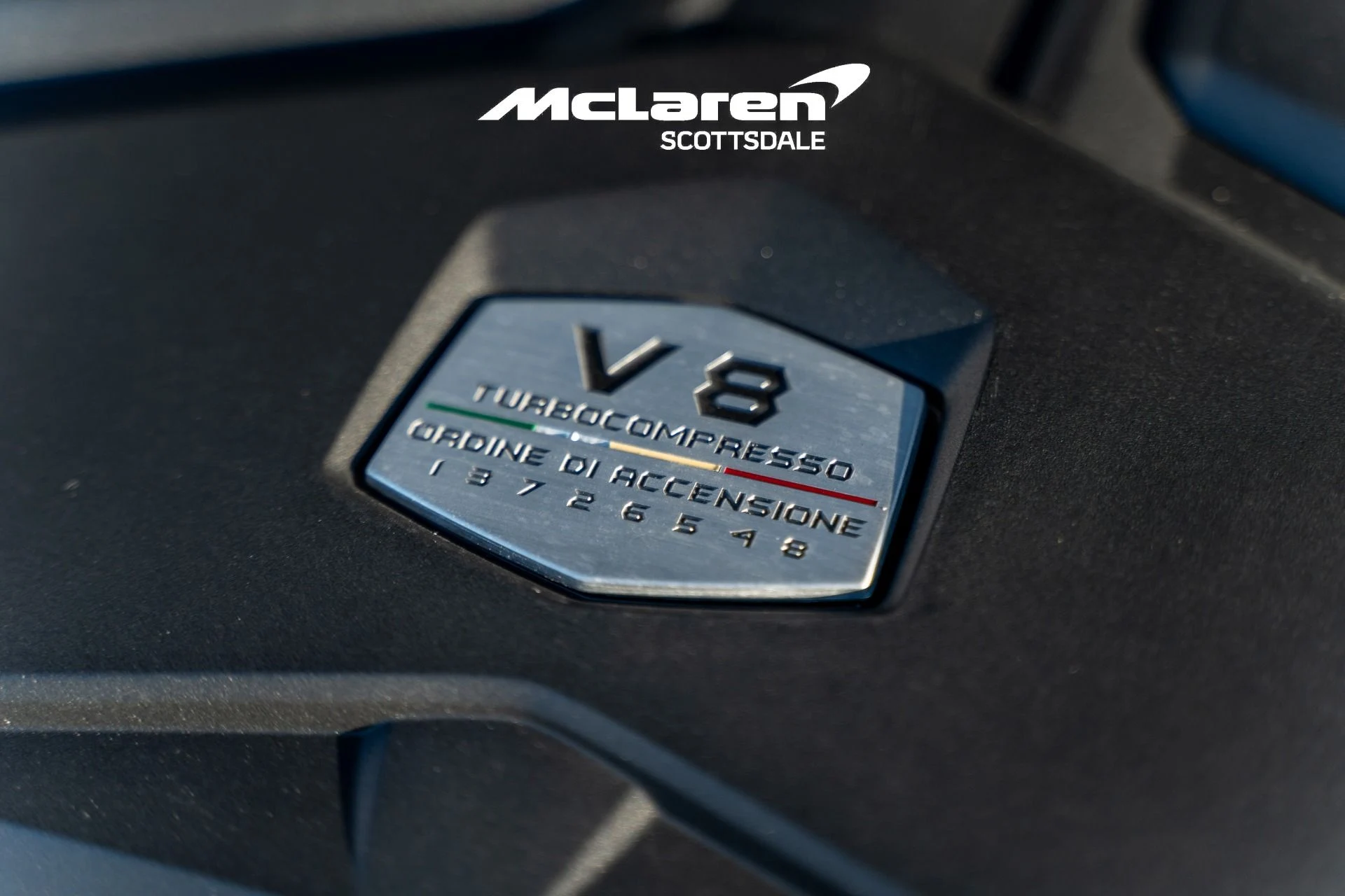 mph038_54239341_Used_2021_LAMBORGHINI_URUS_1765671220_db60cb4736