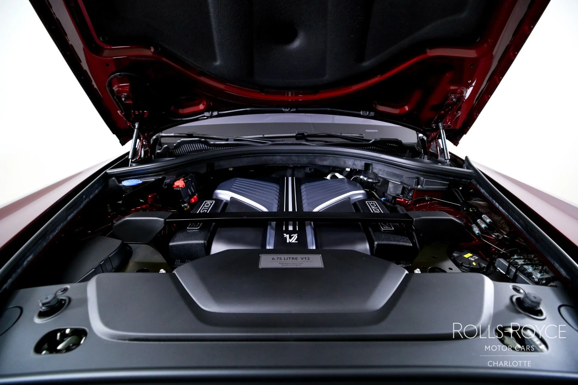 mph038_559493115_Used_2022_Rolls_Royce_Black_Badge_Cullinan_1769449114_6b95ed7d14