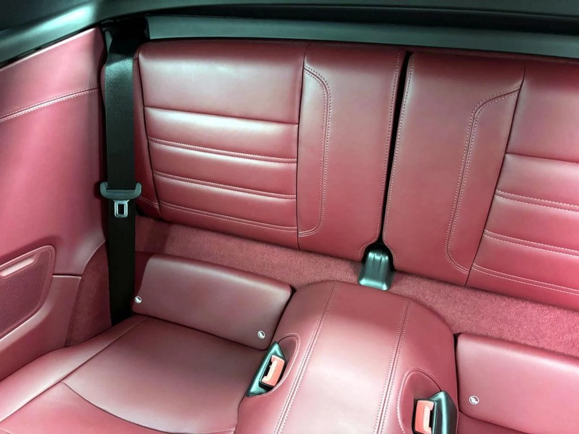 mph038_564650952_7f7c1d3fecdacec4003cbb840462b049x_ea4fa05392