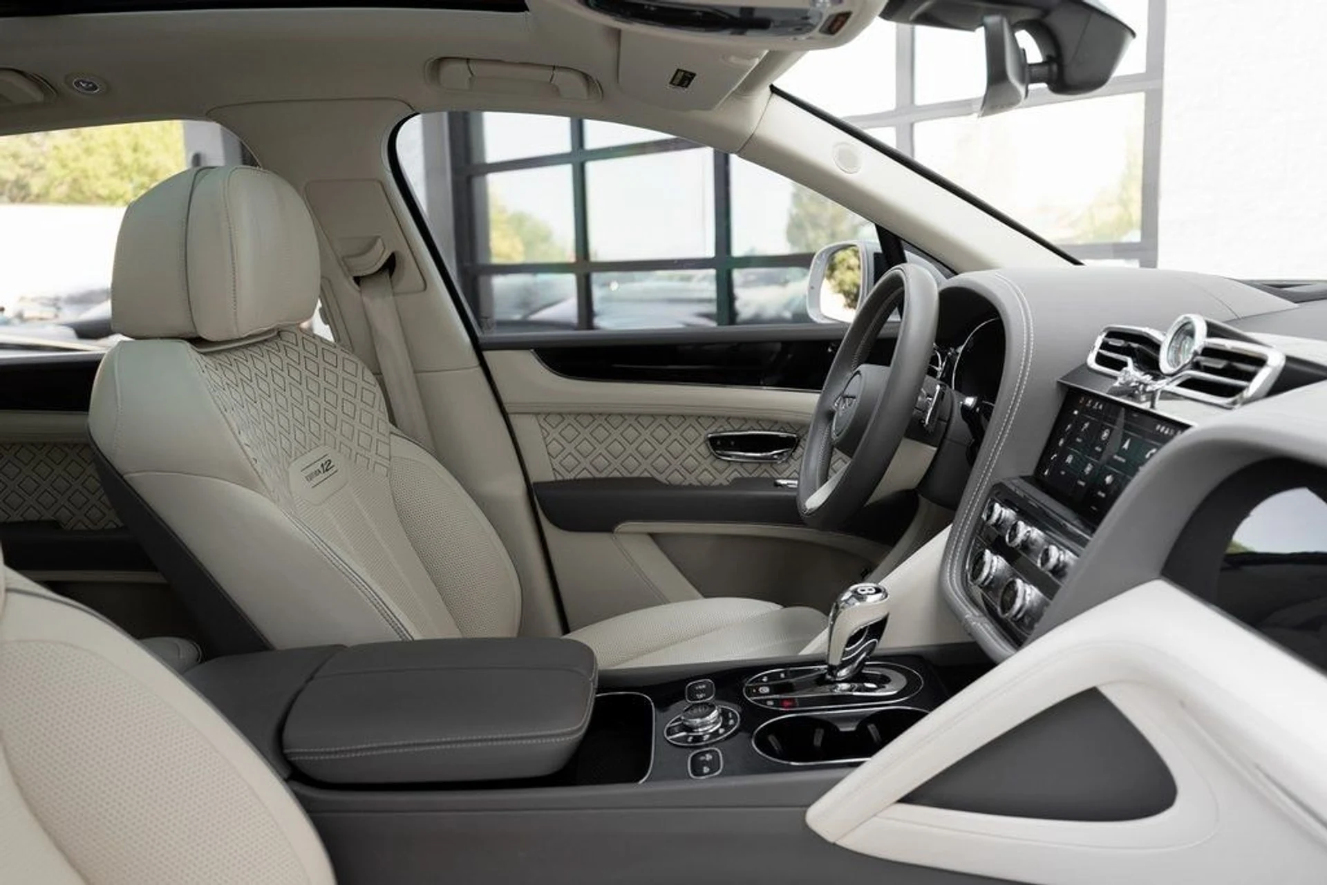 mph038_566940972_5fa7c1a6af596df25b6007135c6329eax_35e01ee9e5