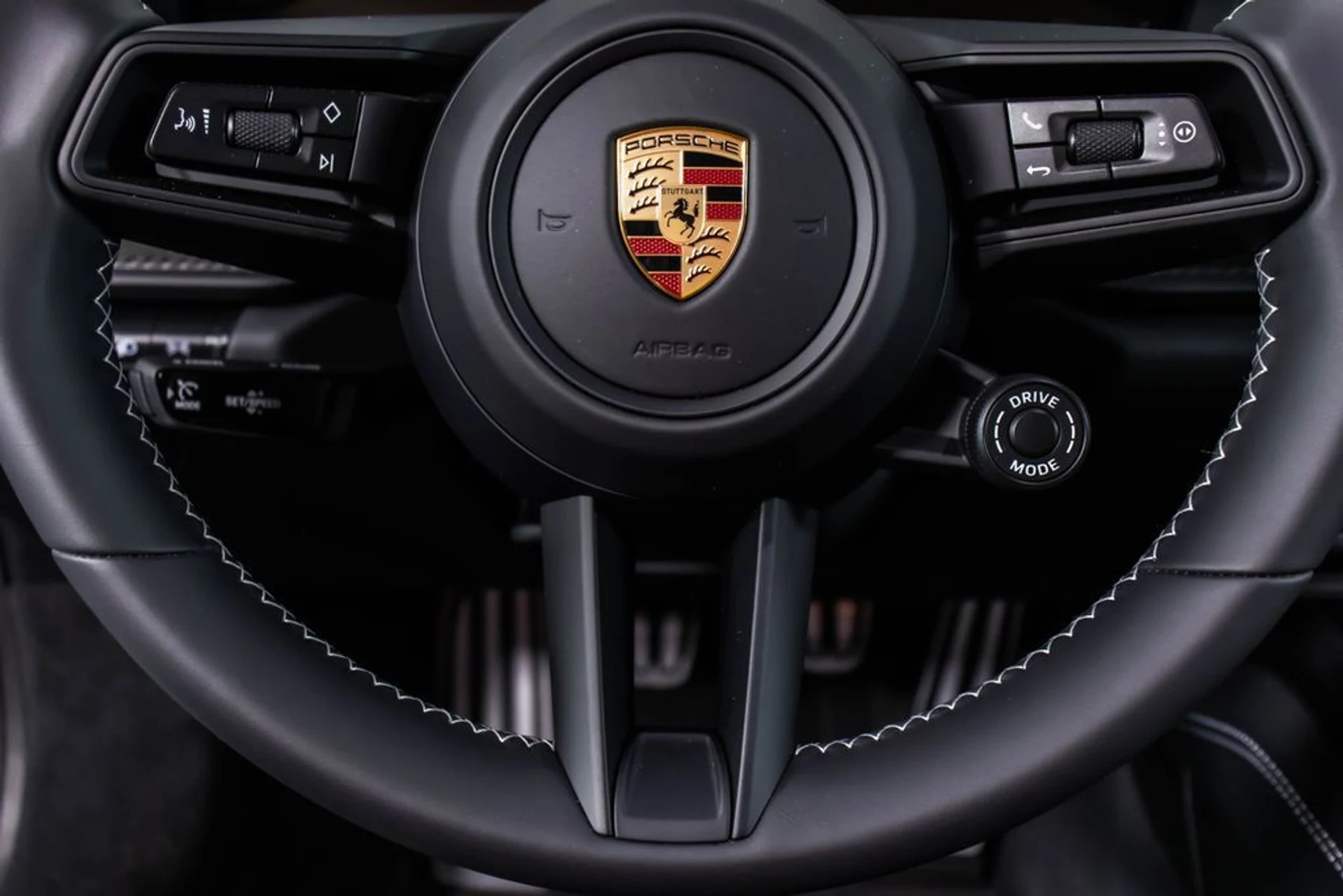 mph038_567858882_9984ea56640e5e57c0dbfc279407c7bbx_be6991eb46