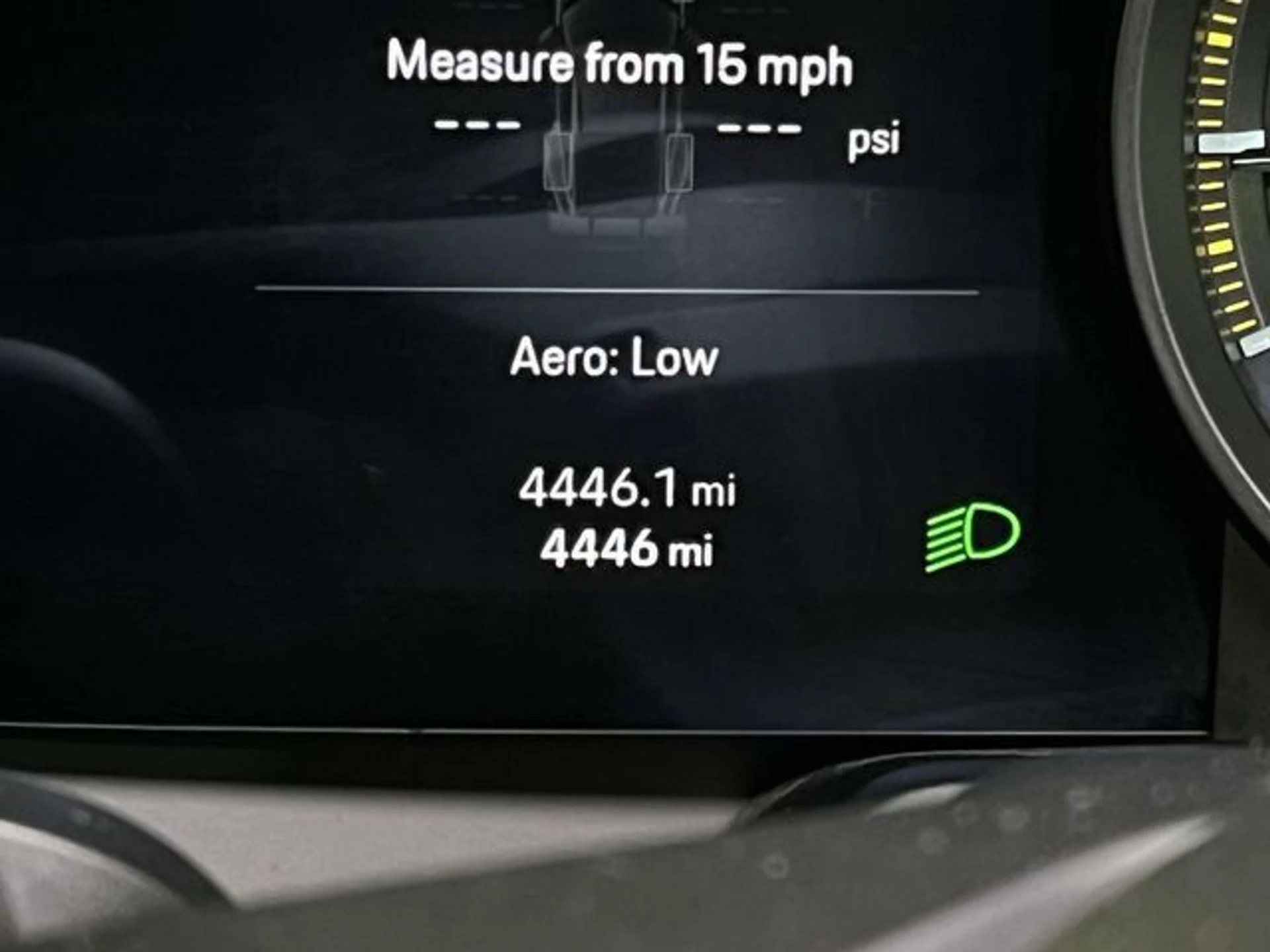 mph038_581468321_47d1247008321fa06e2235ac0bb3001ax_c9f7ed9064