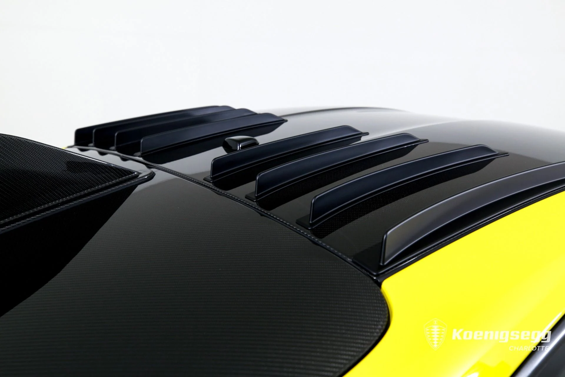 mph038_59734603_Used_2024_Porsche_911_GT_3_RS_MANTHEY_1774641347_21bbb166bf