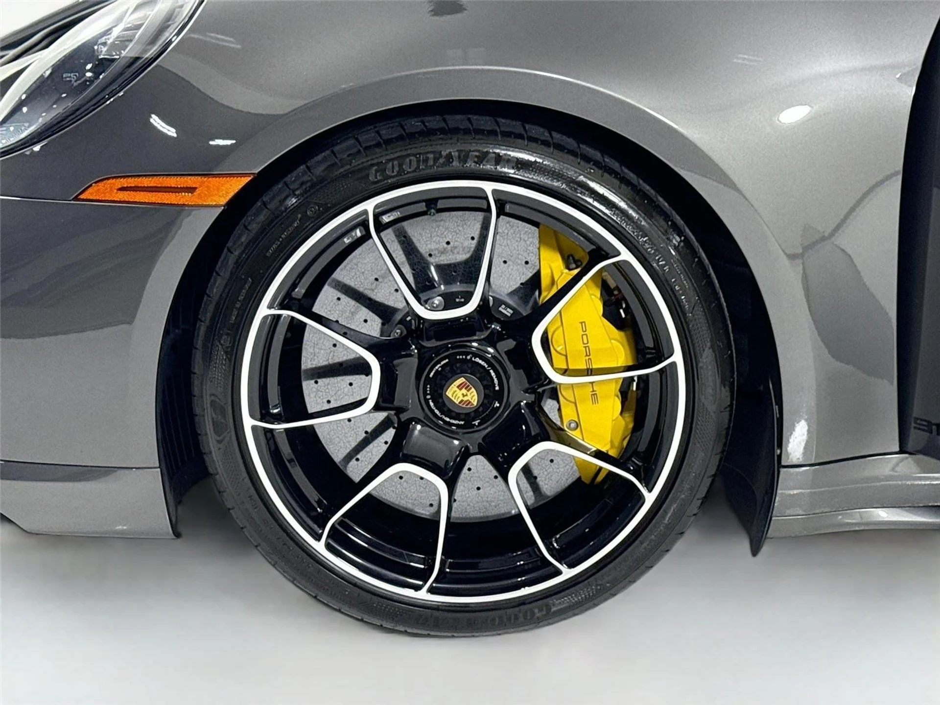 mph038_597547963_ddf303f5975e8e721697b27418e2a241_1d2a8a43ed