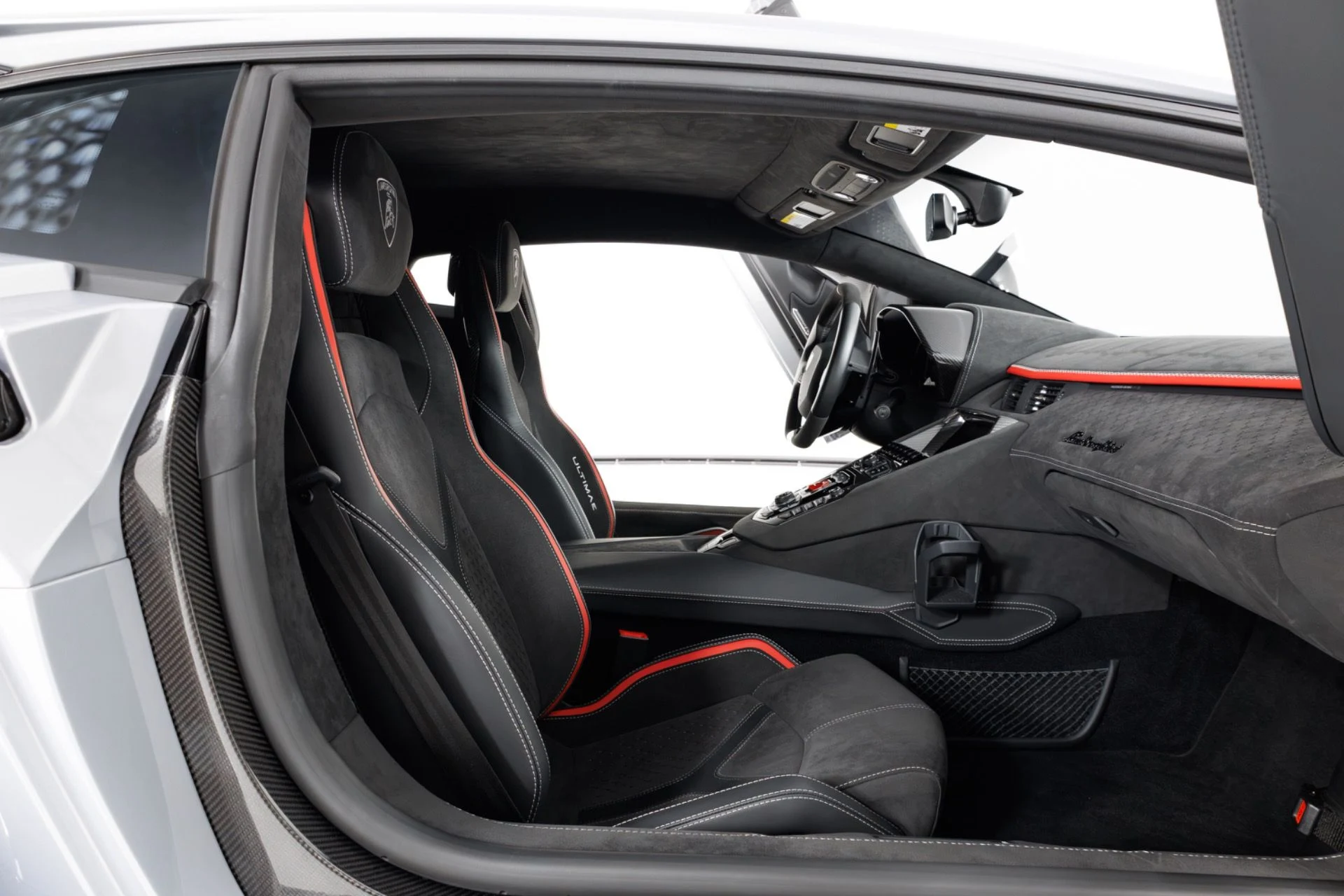 mph038_616047882_Used_2022_Lamborghini_Aventador_LP_780_4_Ultimae_1784925953_4abb29f1e9