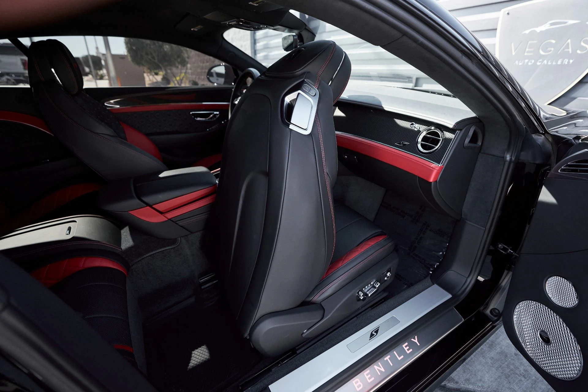 mph038_616108446_Used_2023_Bentley_Continental_GT_V8_S_1763084163_b8a28f92b1