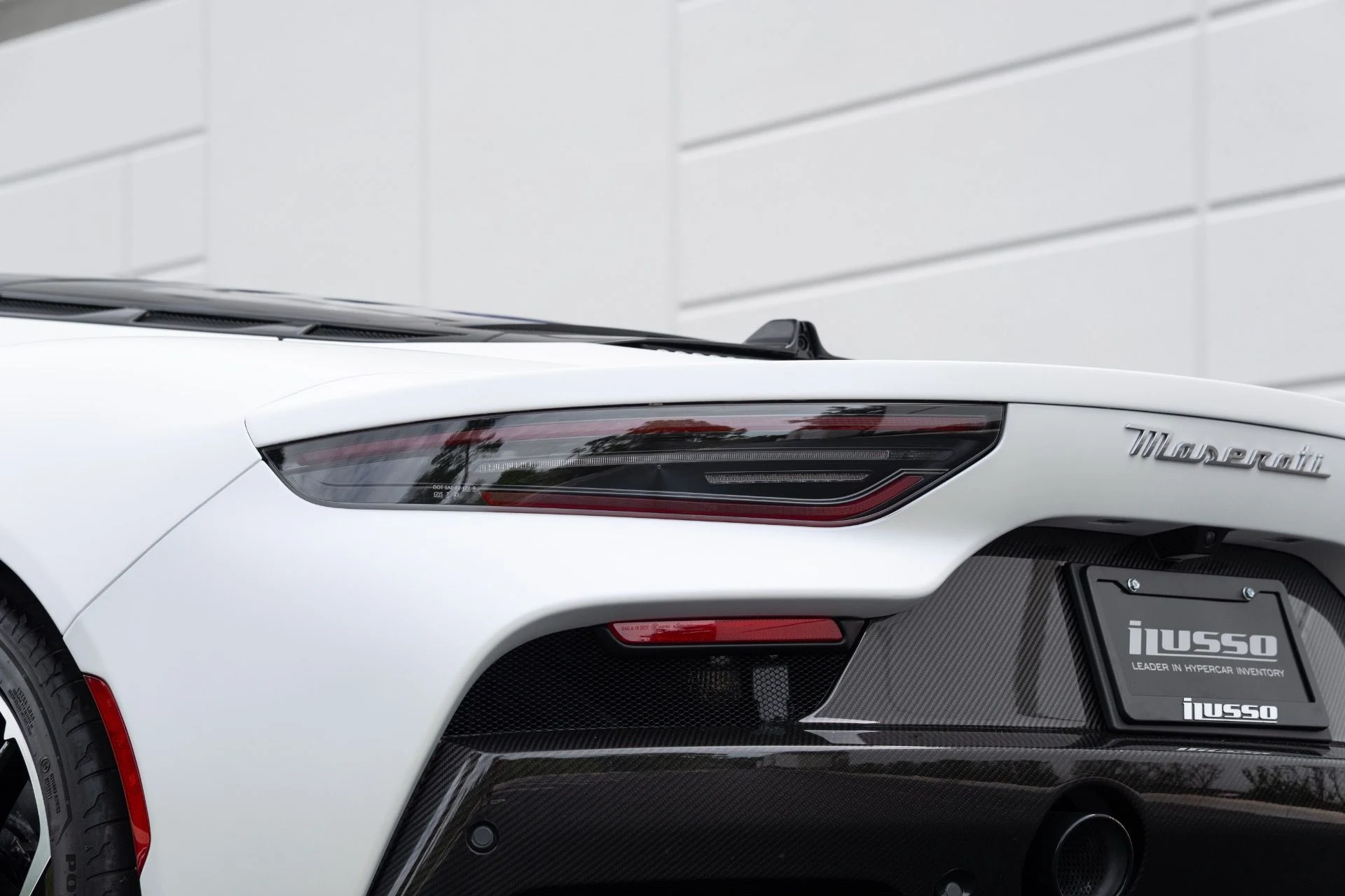 mph038_623728655_Used_2022_Maserati_MC_20_1777083905_83aa9dfe15