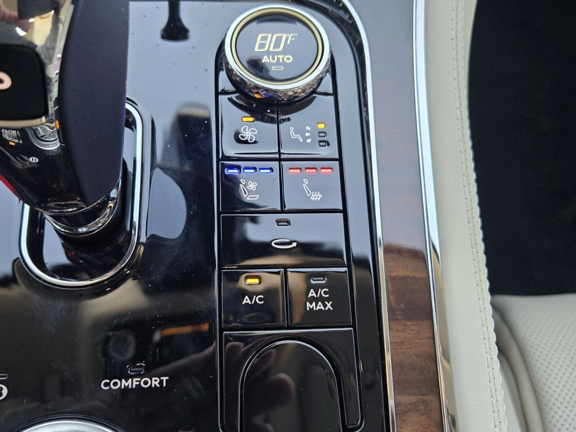 mph038_632996746_6da46a31e7df38621d8b4b6ebb0143d3x_4e8c744c55