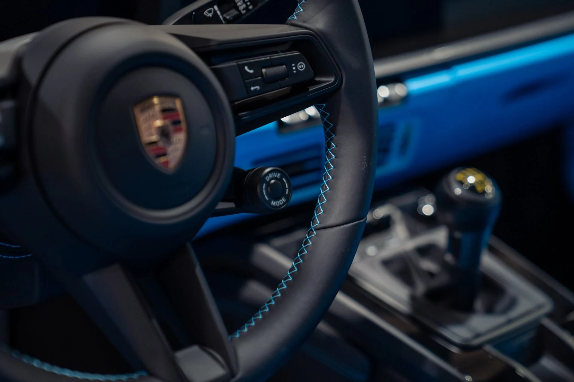 mph038_636256023_Used_2026_Porsche_911_GT_3_Touring_Manual_Full_Riviera_Blue_Interior_1788905401_ea9546b14a