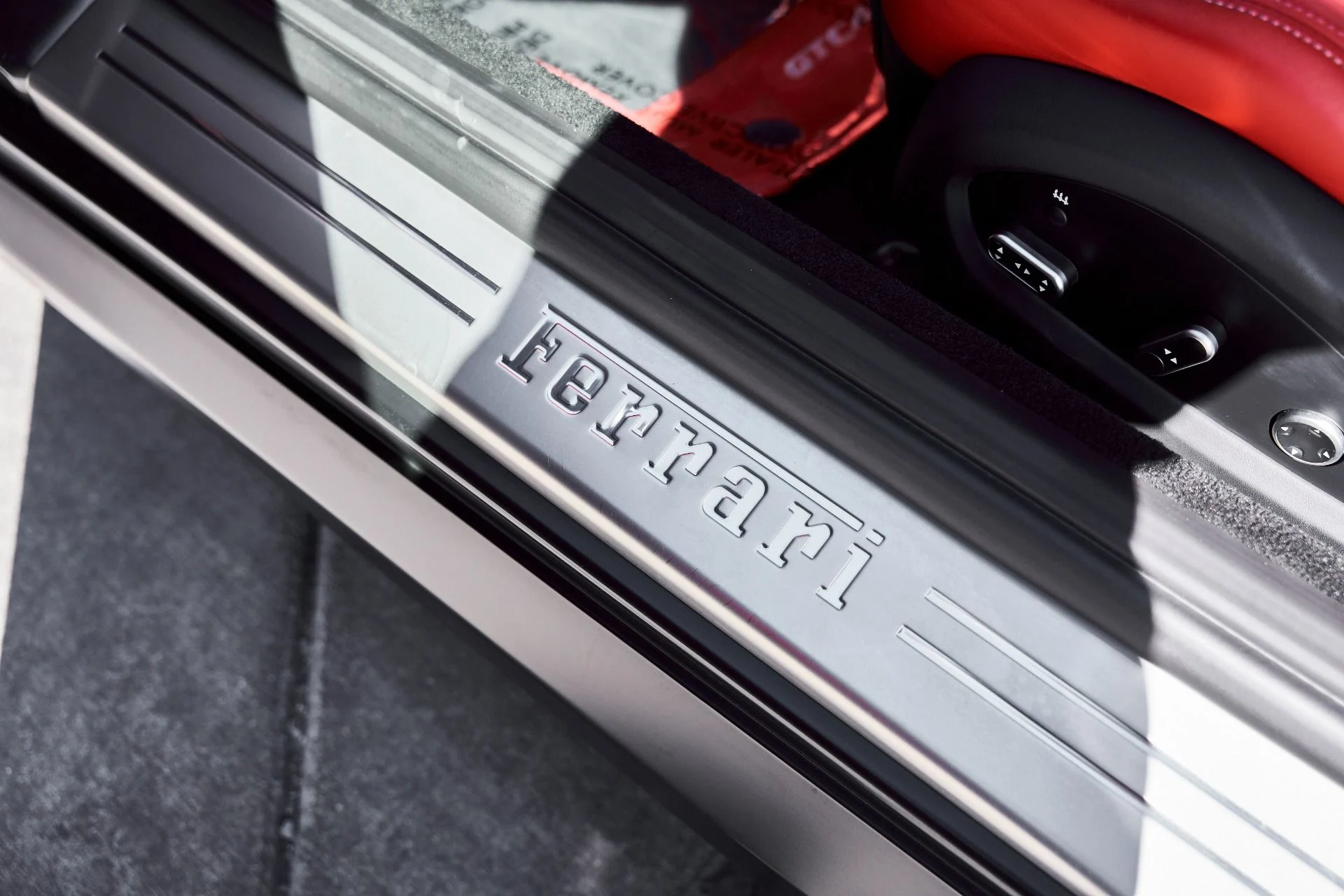 mph038_642239258_Used_2020_Ferrari_GTC_4_Lusso_V12_1773162274_e2ba2b149f