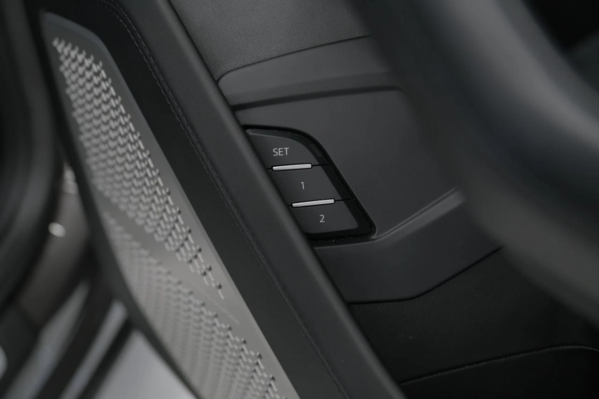 mph038_654490546_6e0d3b1f081d5c788accfb696498cd4a_2cf441d774