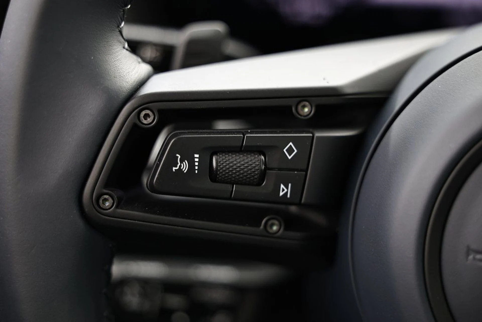 mph038_658217535_86972cbebcd90230026a084e771f19bd_195162c5b5