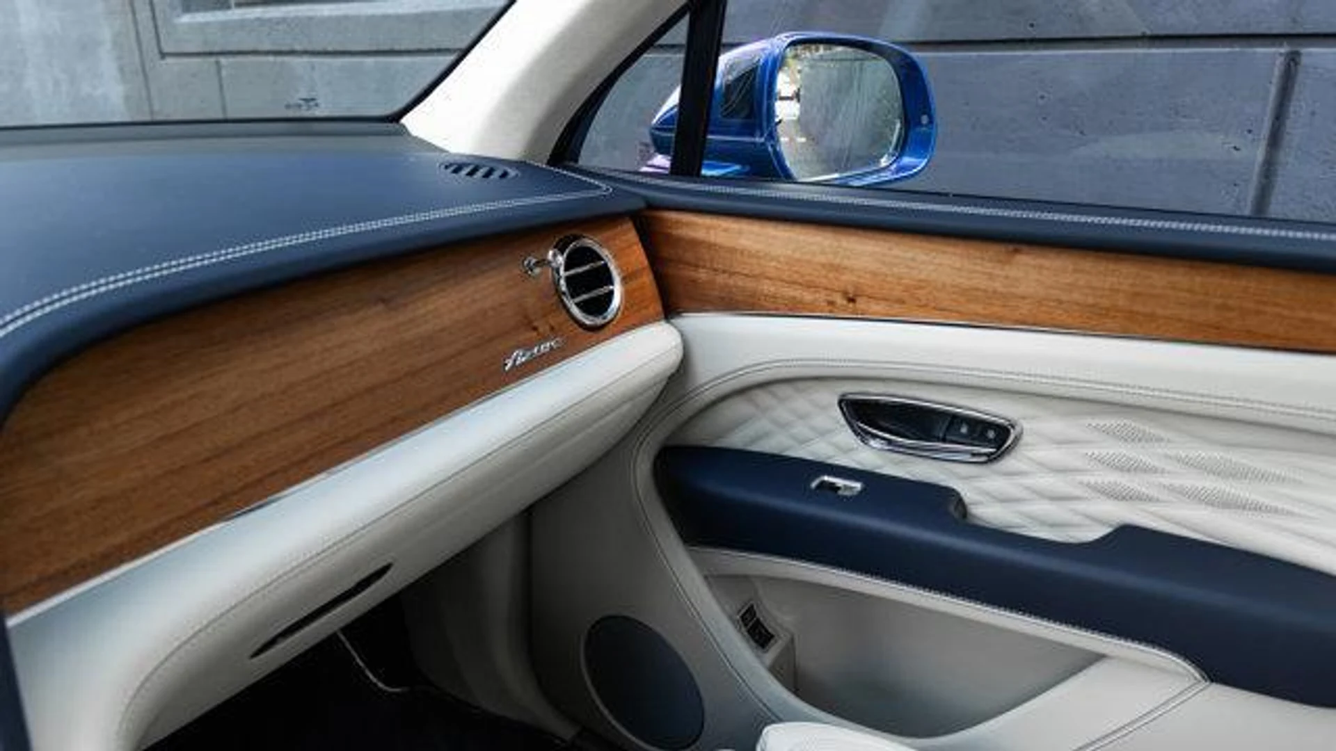 mph038_675170450_5_OHP_Tm_Dbo_A2io_Gu_Z0_M3mlw2_FB_9_U_476bf7f56e