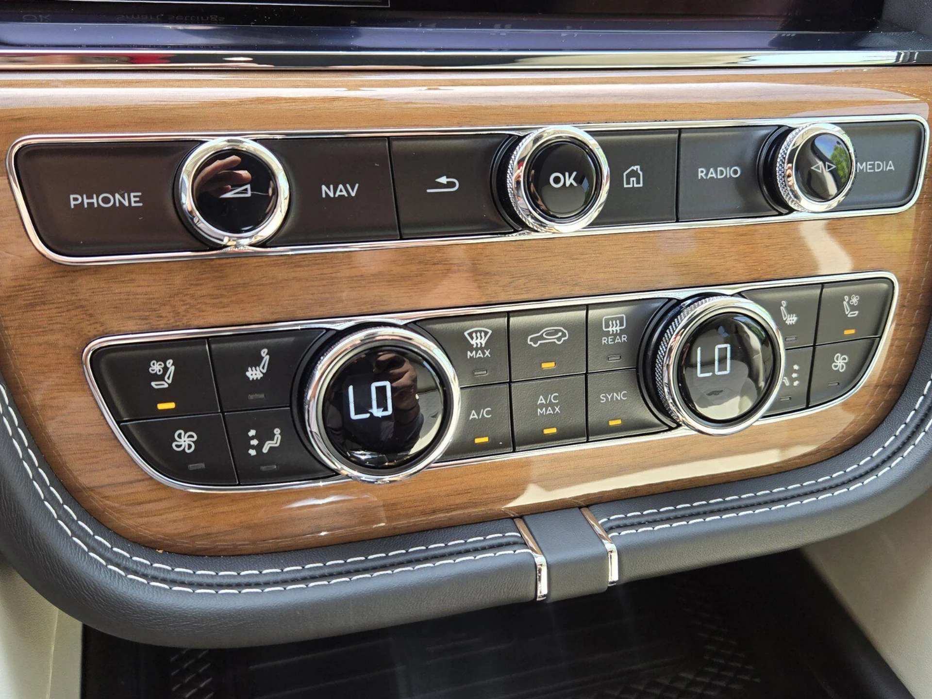 mph038_687692622_de31633c99f414630a733ec21151107bx_b6095898c6