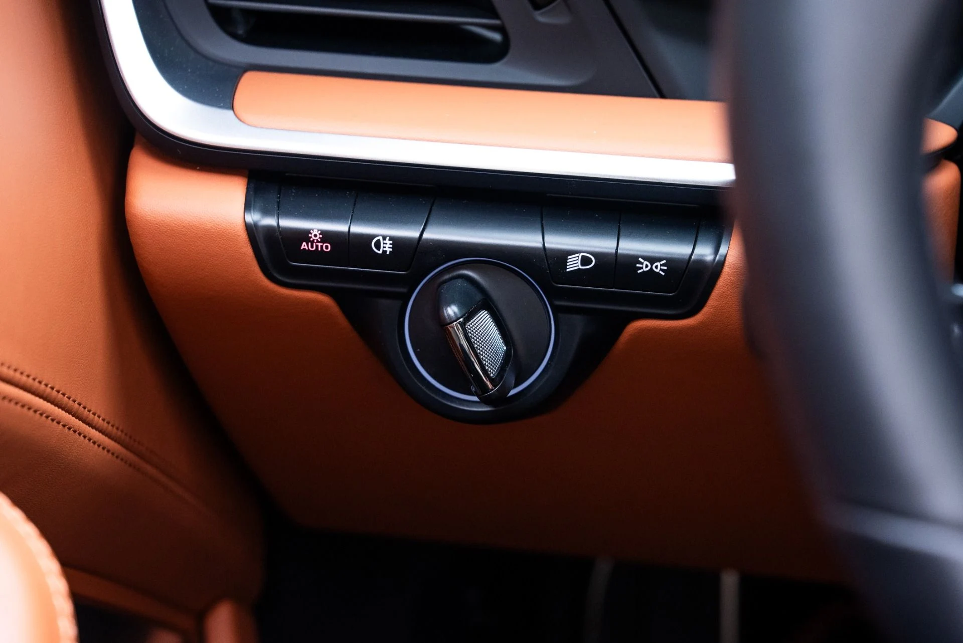 mph038_695754603_Used_2024_Porsche_911_Turbo_S_Cab_1775066595_c9e5dd57e2