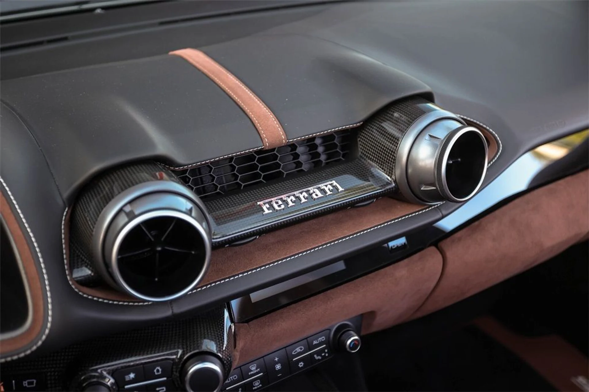 mph038_695917949_684bdde9111d7293834862ad4b7b1b21_9aa6f876ad