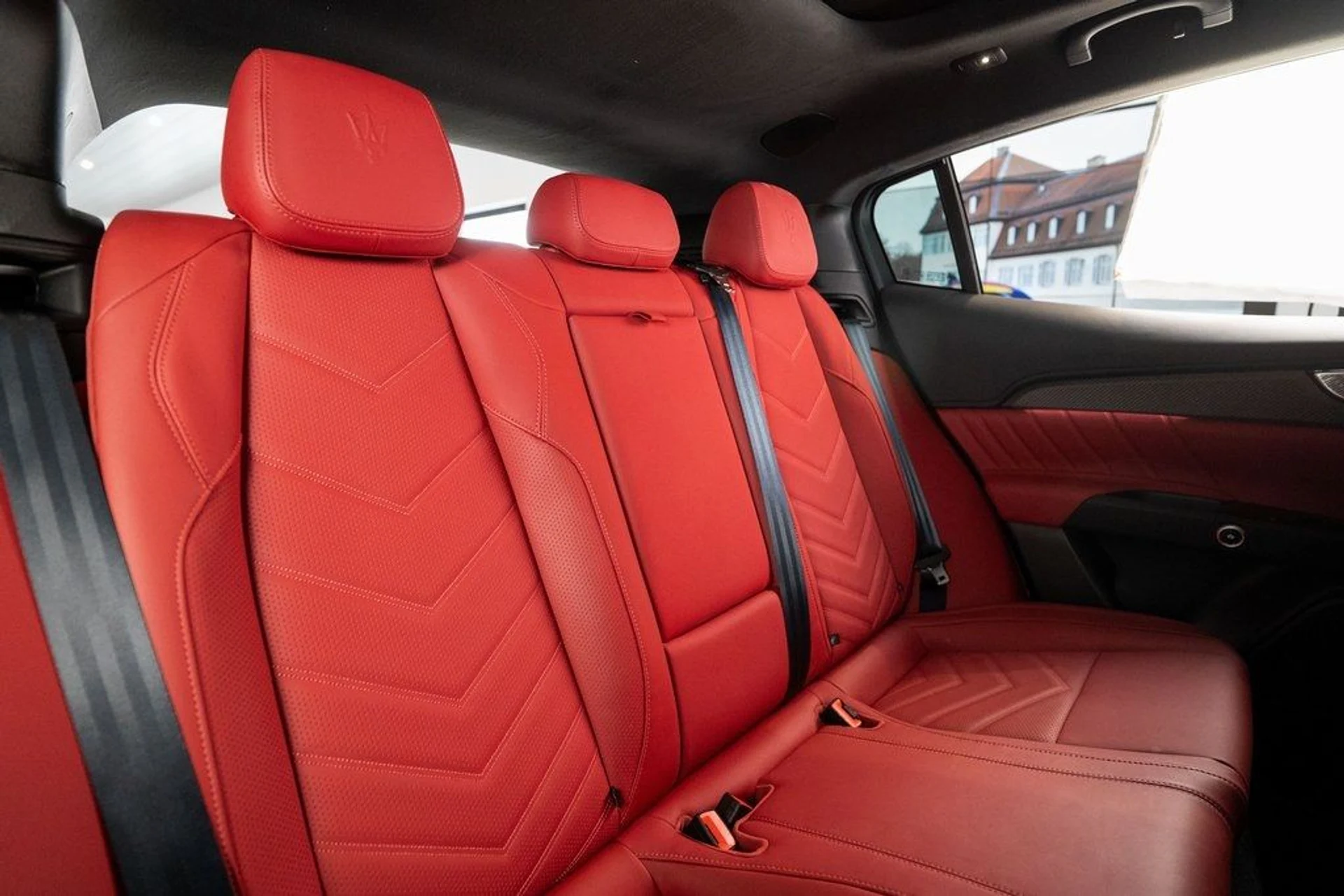 mph038_7004834_93c8318c4d14ef4abc439408522009ff_da782c7c1c