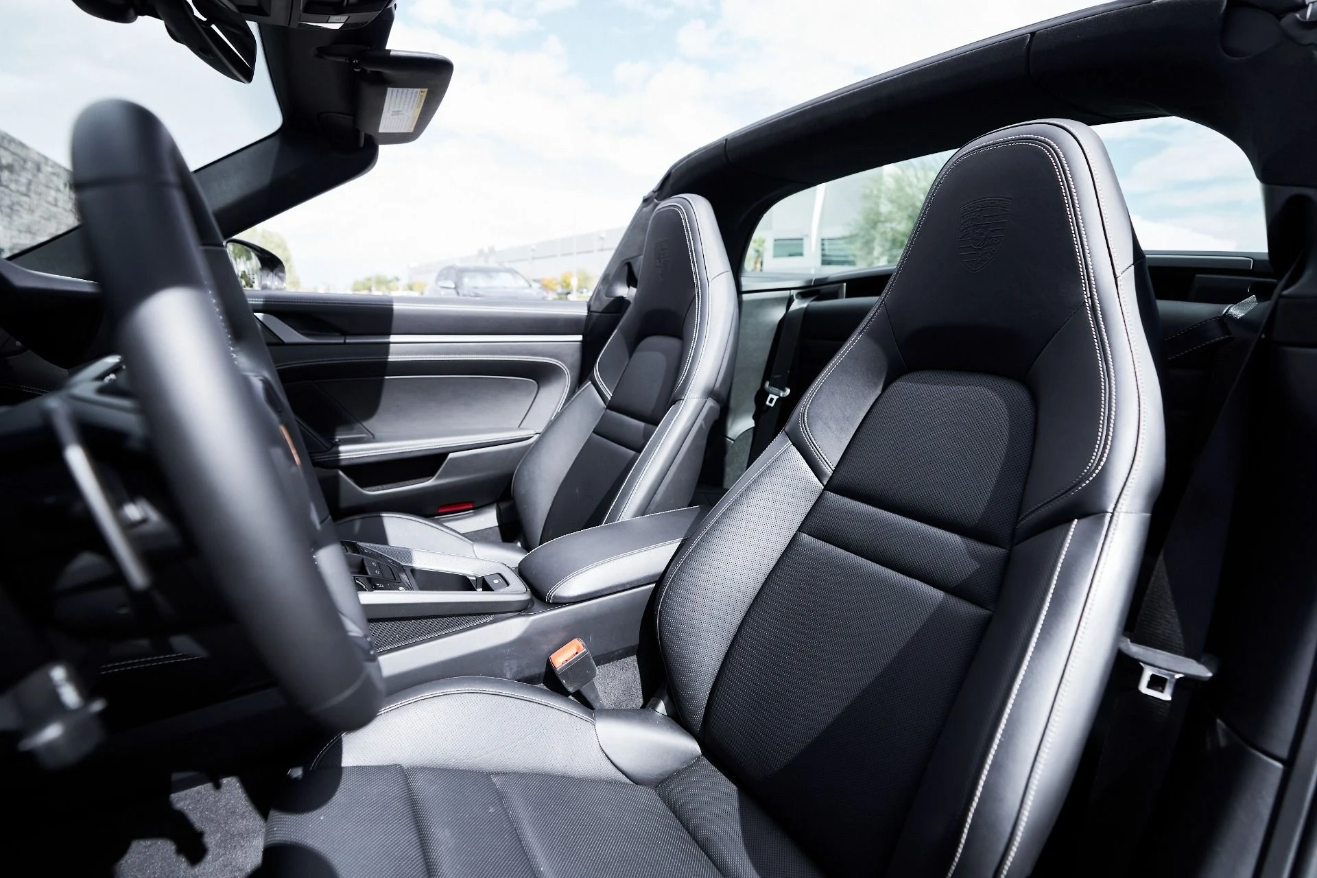 mph038_70117483_Used_2024_Porsche_911_Targa_4_GTS_1760491589_f5a6fb7a1f