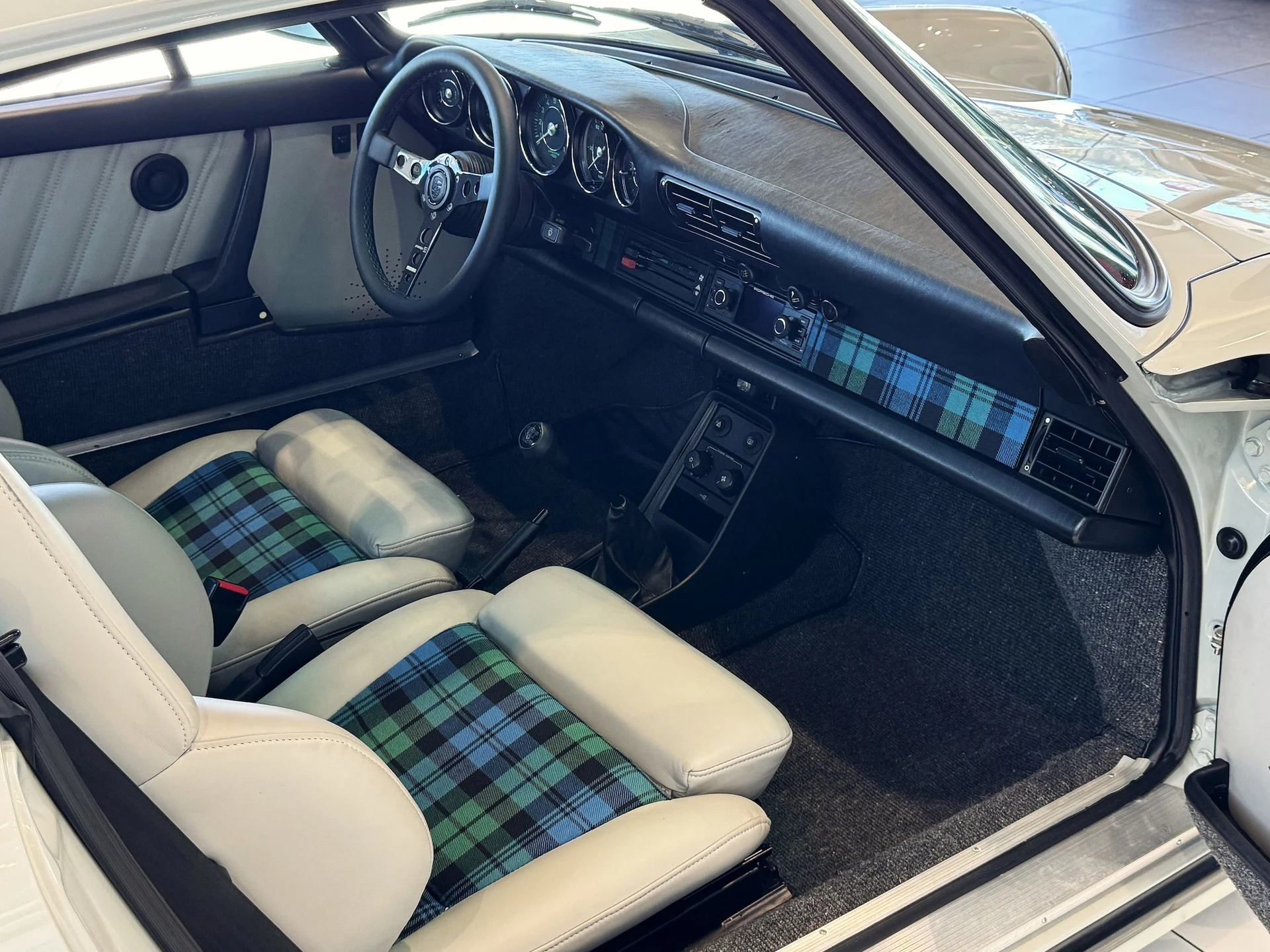 mph038_714505227_3383d2d79b98d5223c821c626defccb3x_50adbee777