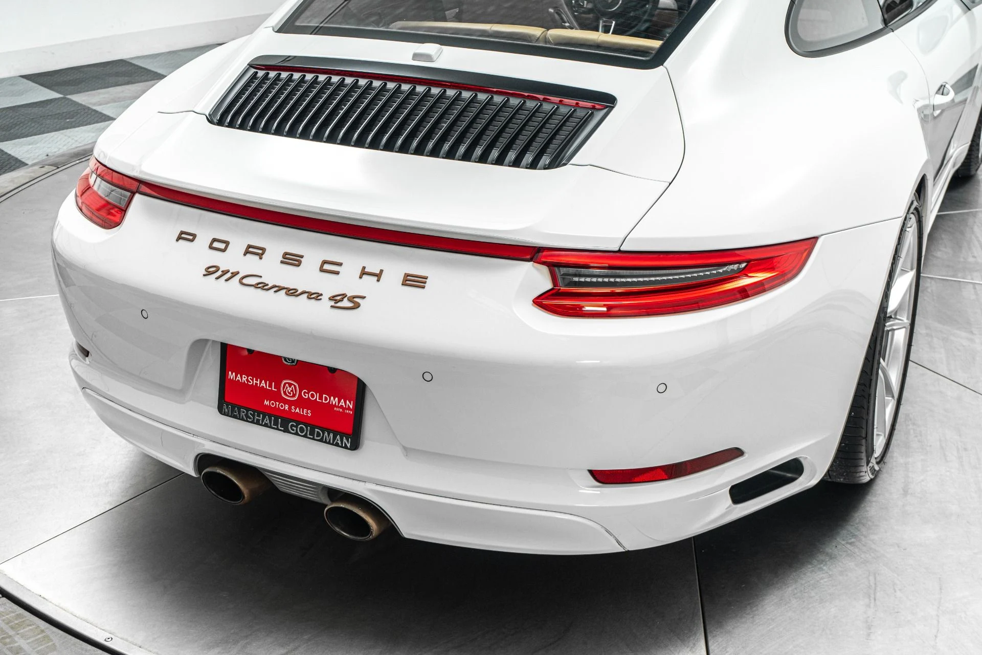 mph038_718540029_Used_2019_Porsche_911_Carrera_4_S_Sport_Package_Two_Tone_Interior_1782227287_afc4fdad42