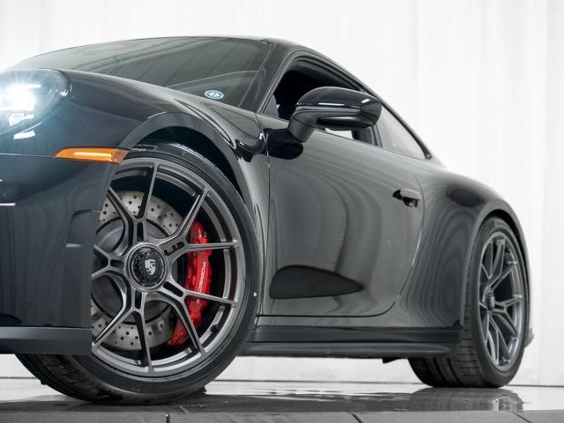 mph038_718819303_Onz_Hu_Ui_Sl_GAEM_Dvu_P7v2_G2i_Yy_AA_3962b6a84d