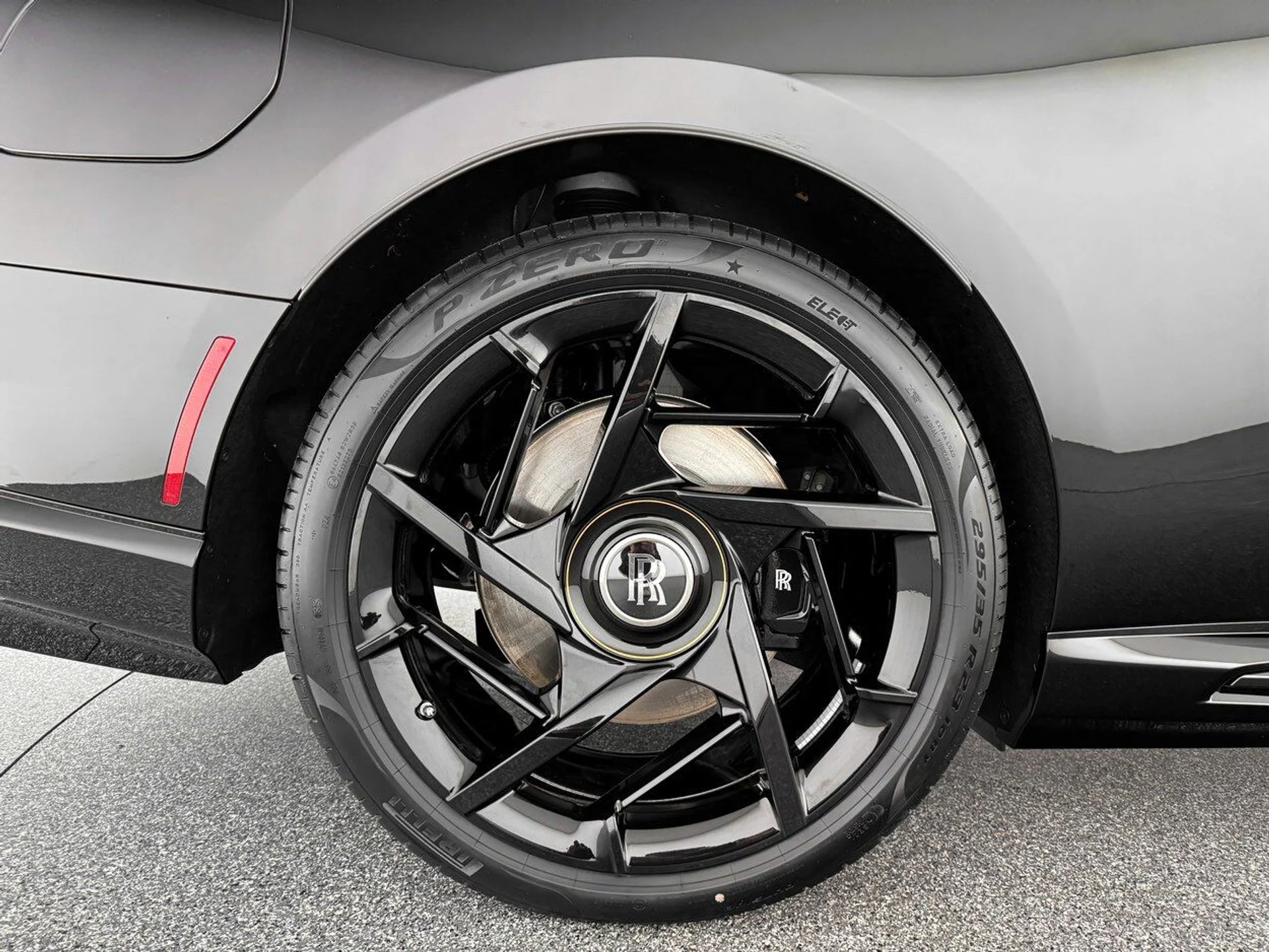 mph038_722010338_6a3071ba89877fb5b3e49170944ed2d7_260af77527