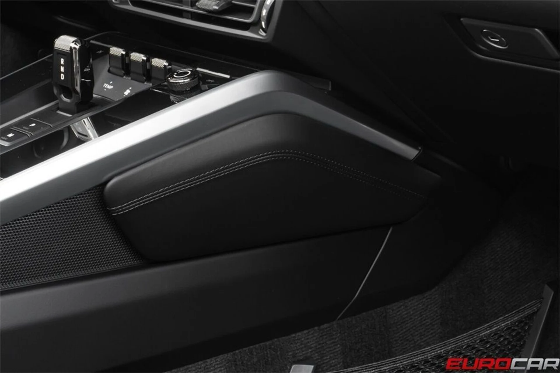 mph038_733048421_image_39_154e2c31a0