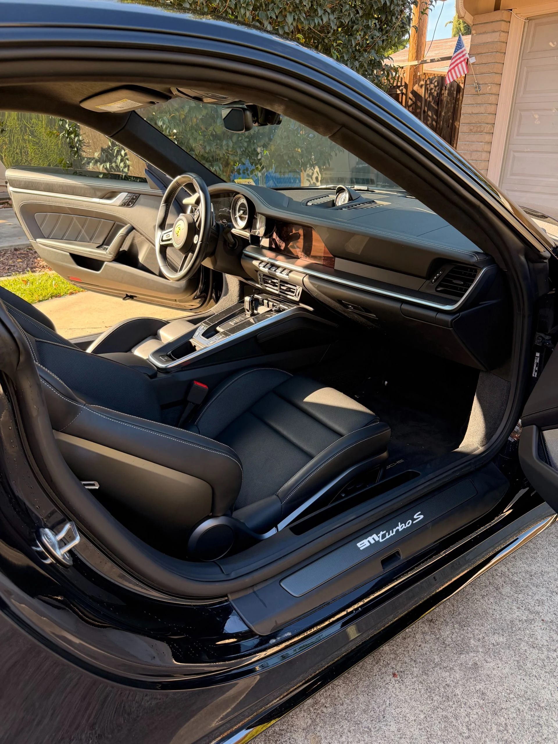 mph038_741312843_Used_2021_Porsche_911_Turbo_S_1766101435_c5714052b8