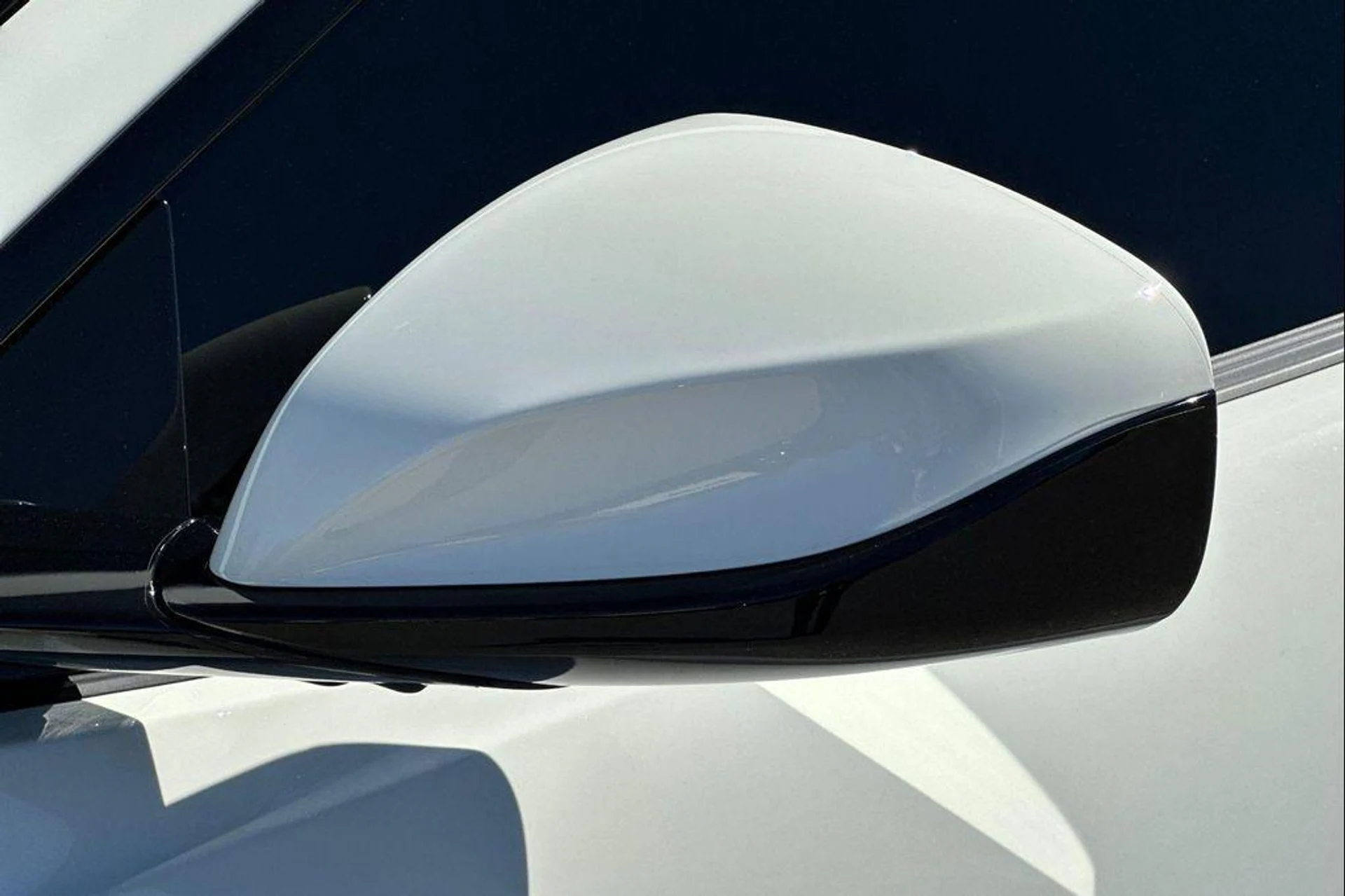 mph038_749264489_z_BL_1_ALJJ_Fau_RX_Ku0b_M2pya_Tmu_Y_ce62b57b22