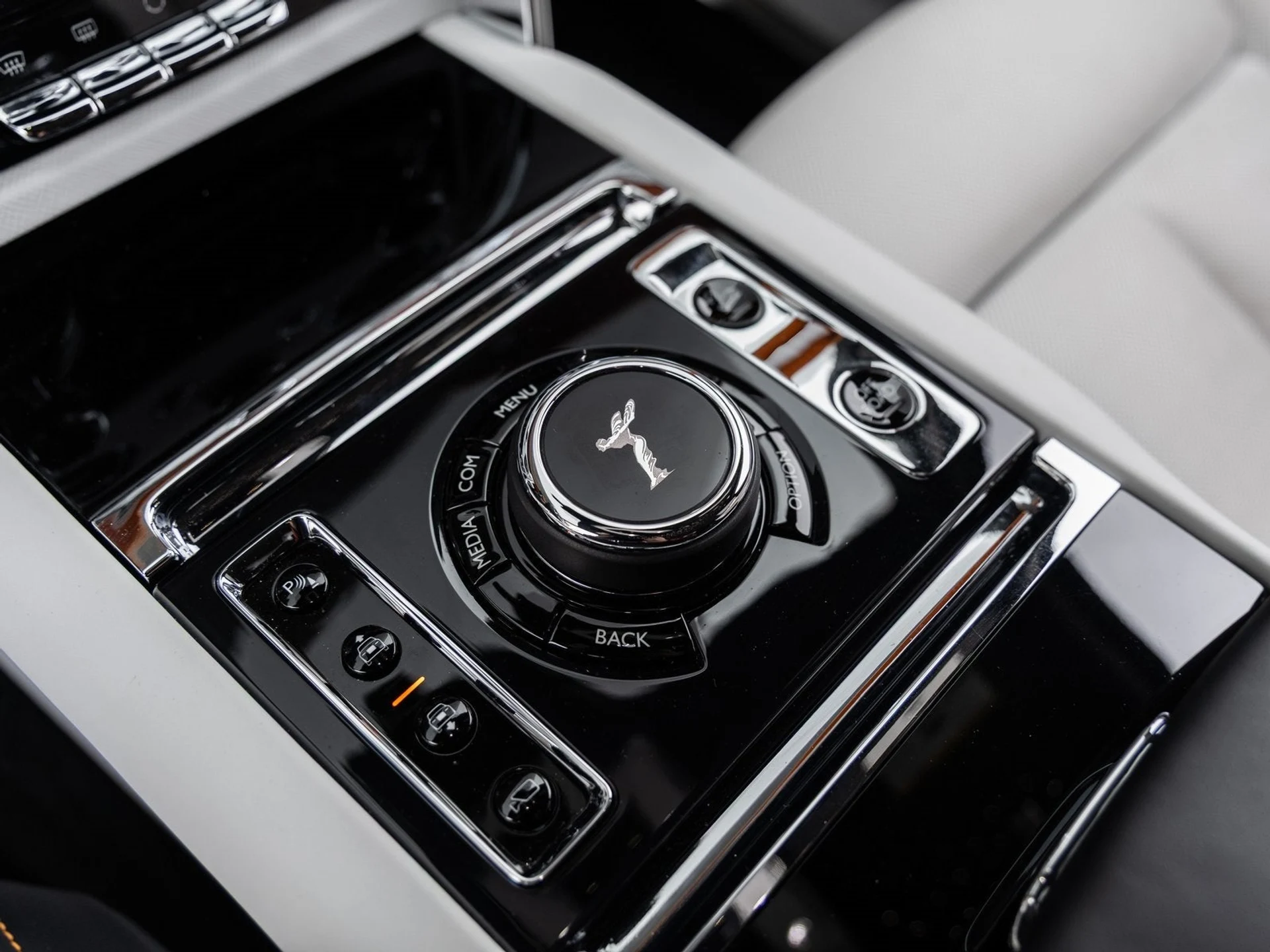 mph038_753033314_39_5298031137