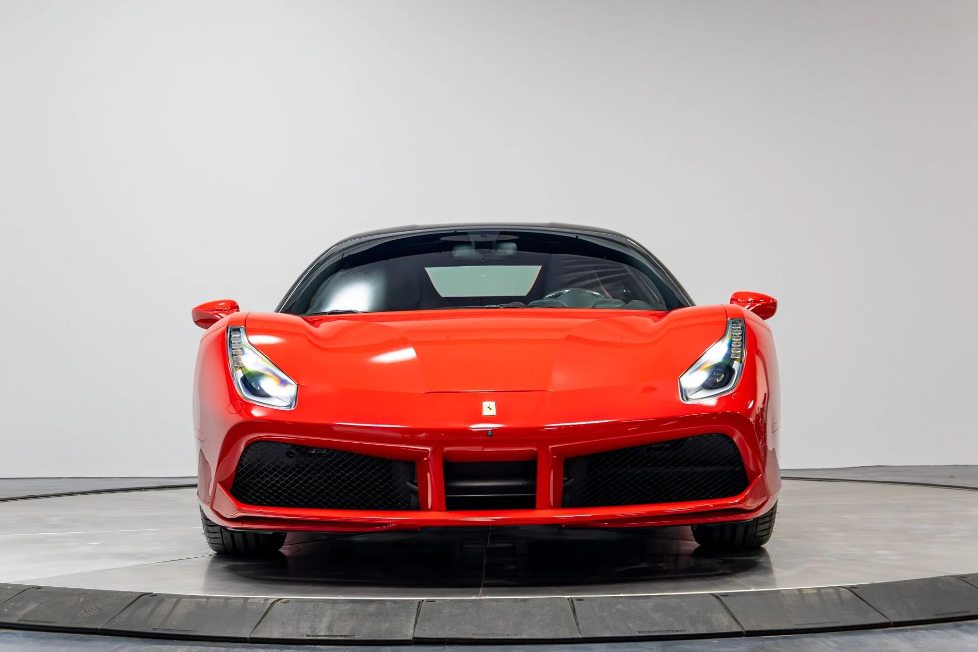 mph038_756218655_Used_2018_Ferrari_488_GTB_1775864640_c7adc87632