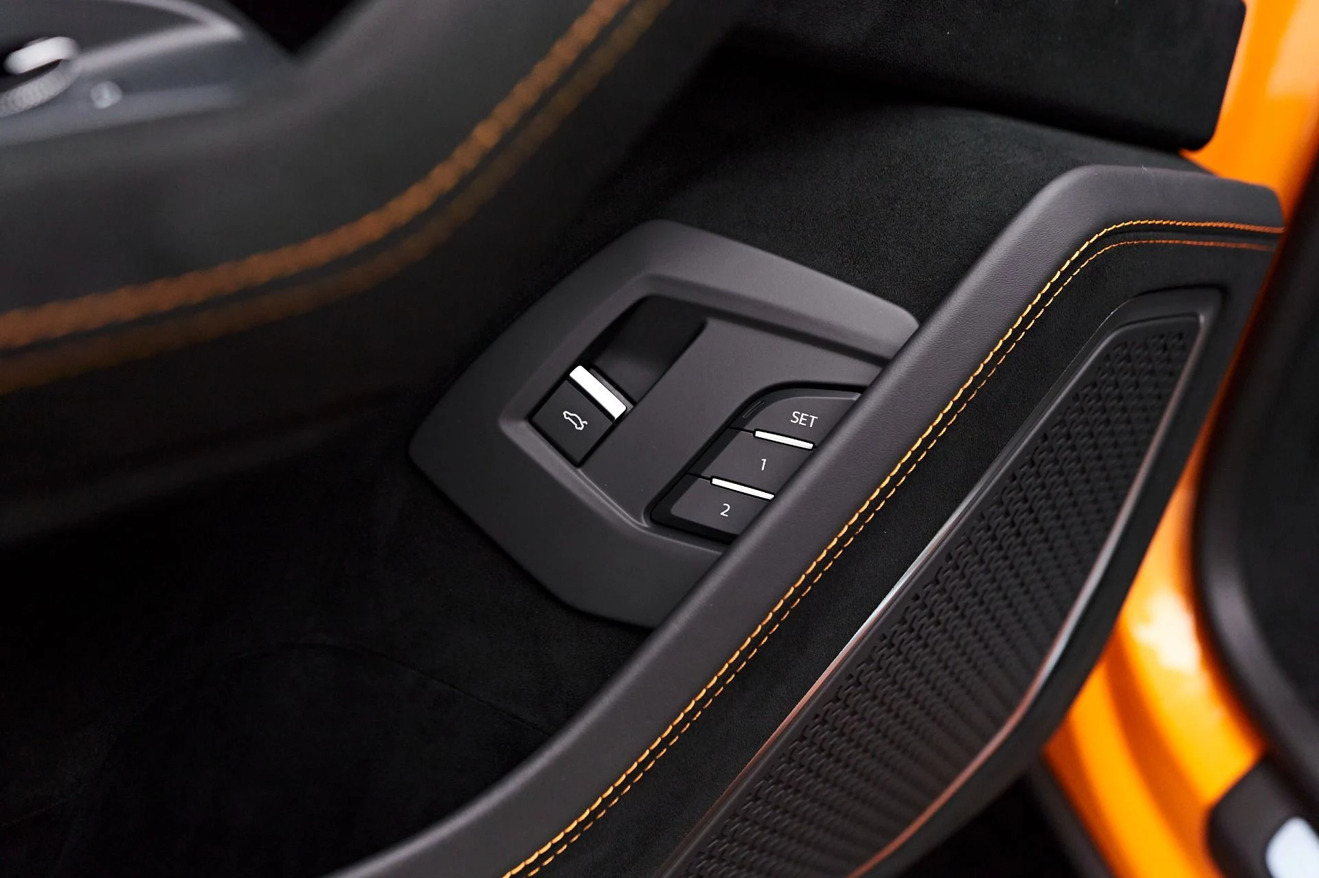 mph038_776317468_Used_2023_Lamborghini_Urus_Performante_1753490590_fca71b4312