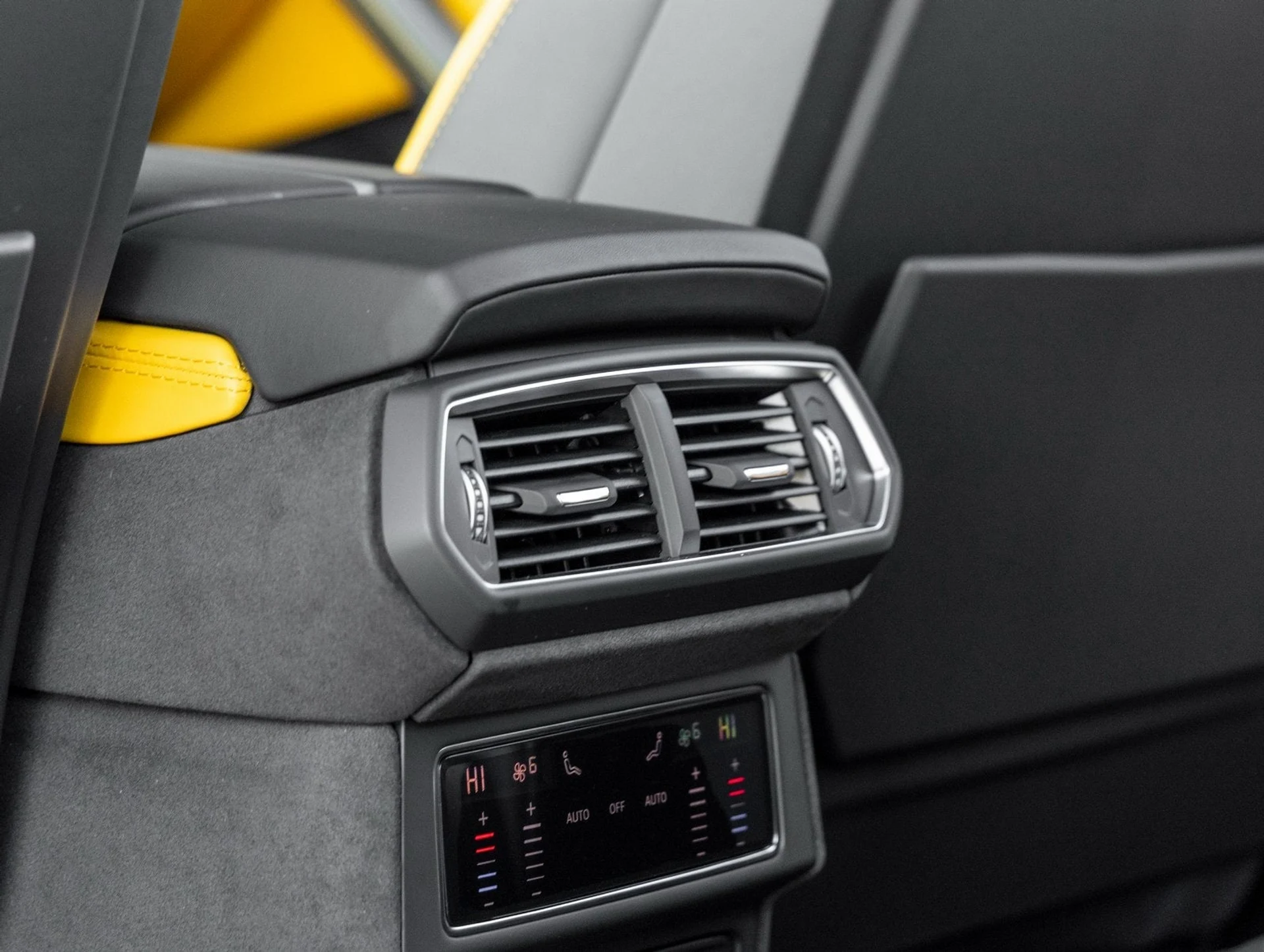 mph038_776812712_39_91a97bf7ba