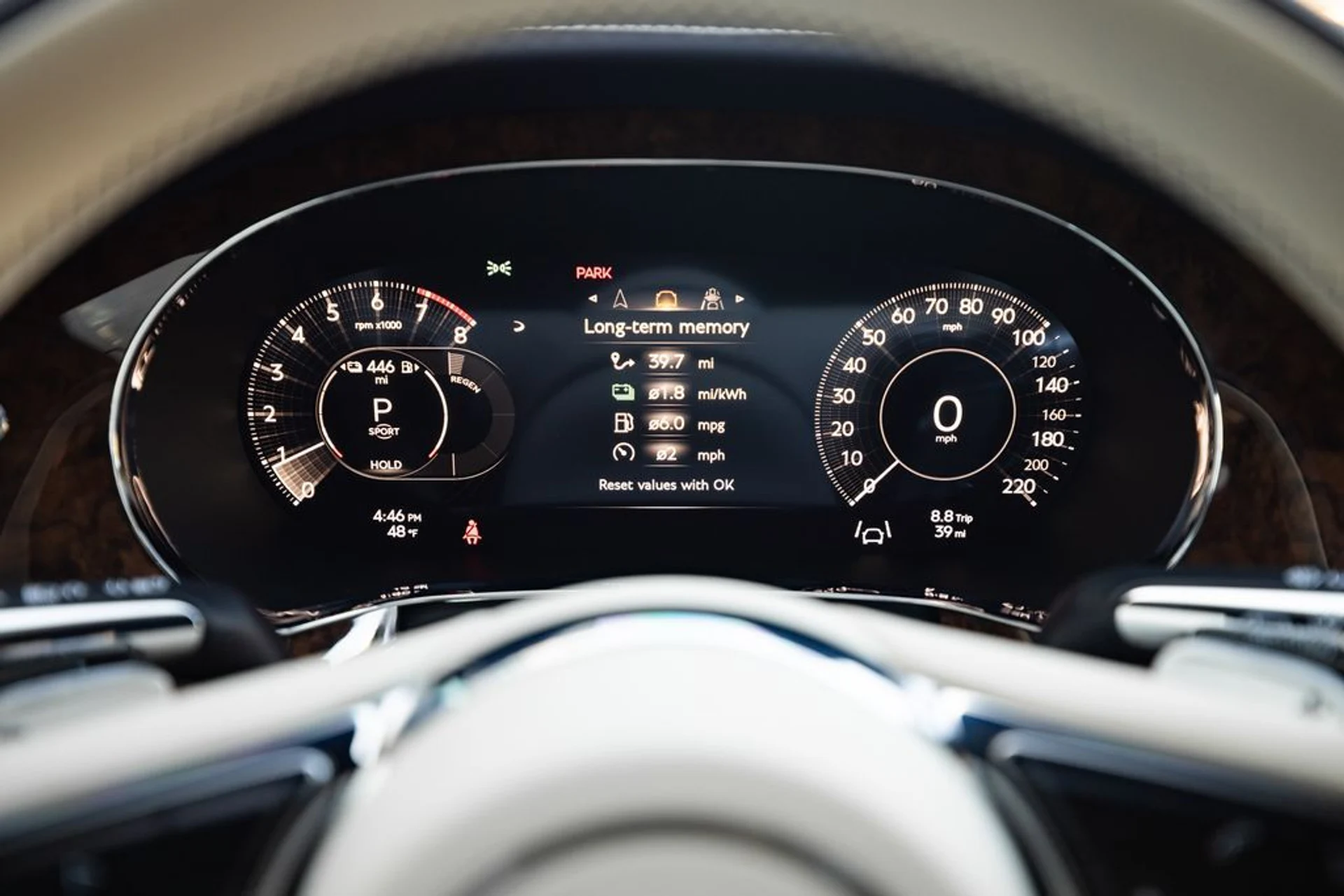 mph038_780496750_48c57eab85eeec253aa7ad44b78ac352x_84df8a92f0