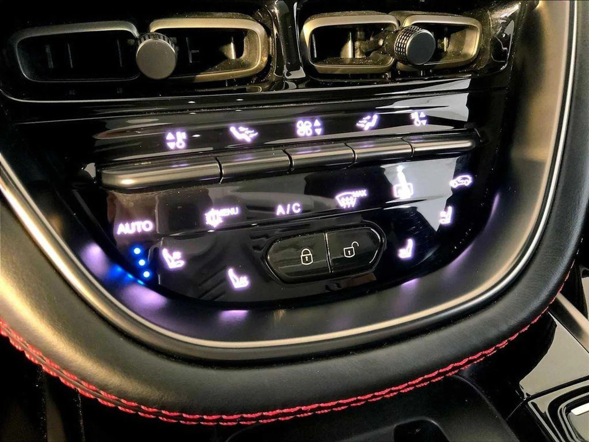 mph038_805798111_gowy_SH_Fo_Bnzrn6_Bt_Eh5d_Qza_Vo_c_69919b536d