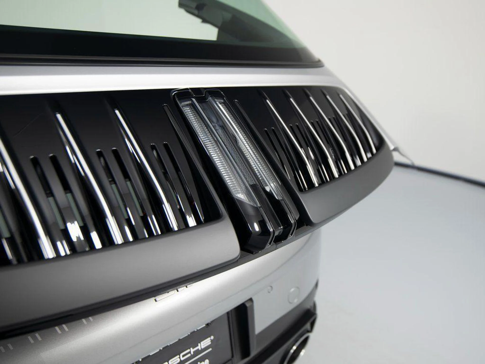 mph038_821196200_P5f_M_Wh_B_Ce_KX_07oqz_LGB_Fu_C_De8w_b93080fee8