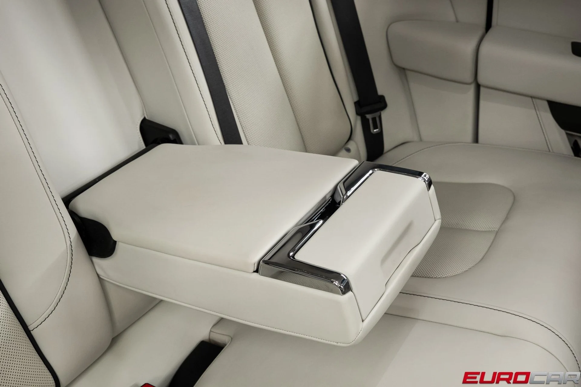 mph038_824008544_image_39_ada2ec8a4b