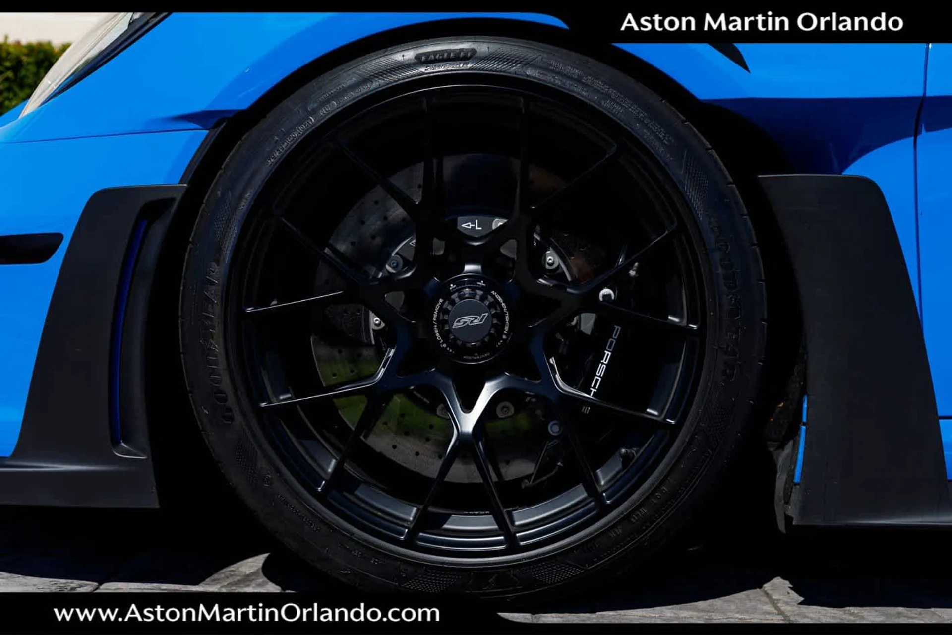 mph038_827463513_39_01cd49360e