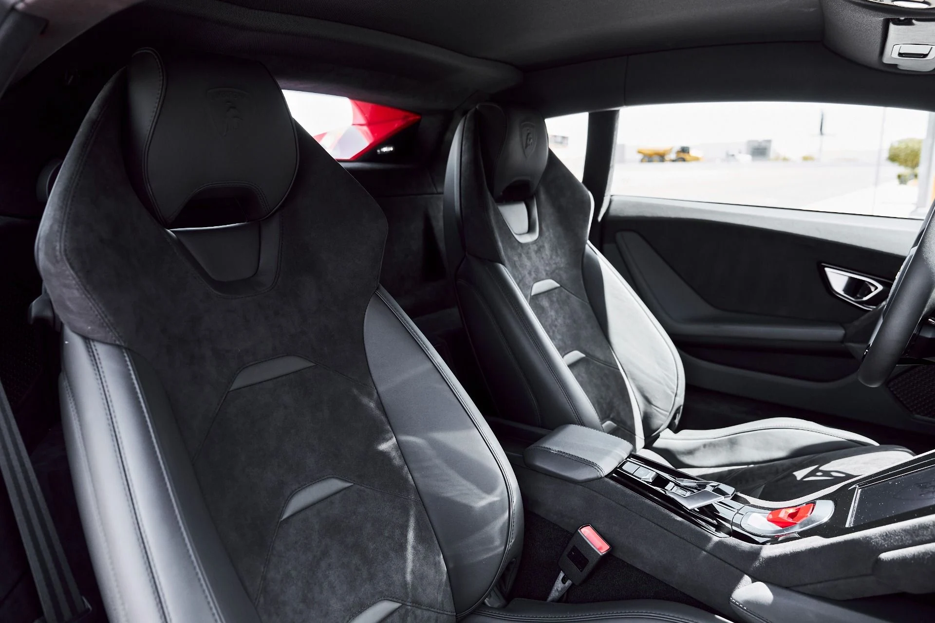 mph038_852728442_Used_2023_Lamborghini_Huracan_Tecnica_1780102886_47a1583f49